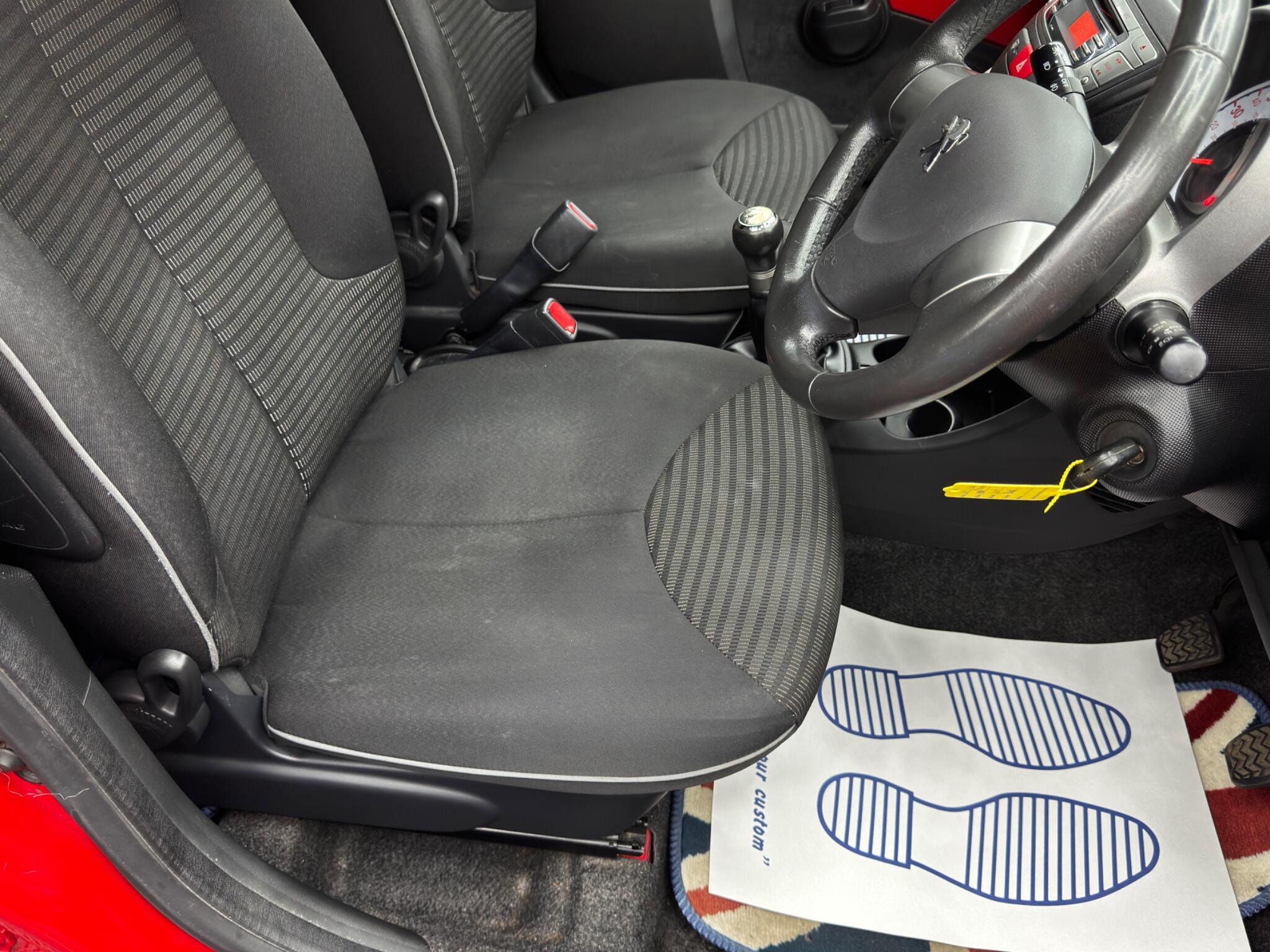 Peugeot 107 1.0 12V Allure Euro 5 5dr 5dr Manual 2026