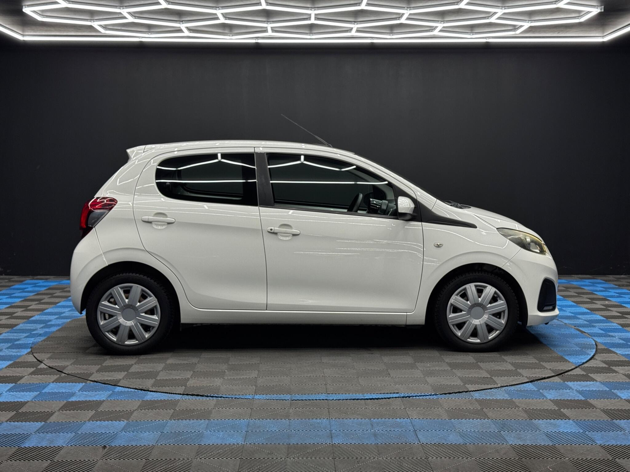 Peugeot 108 1.0 Active Euro 6 5dr 5dr Manual 2026