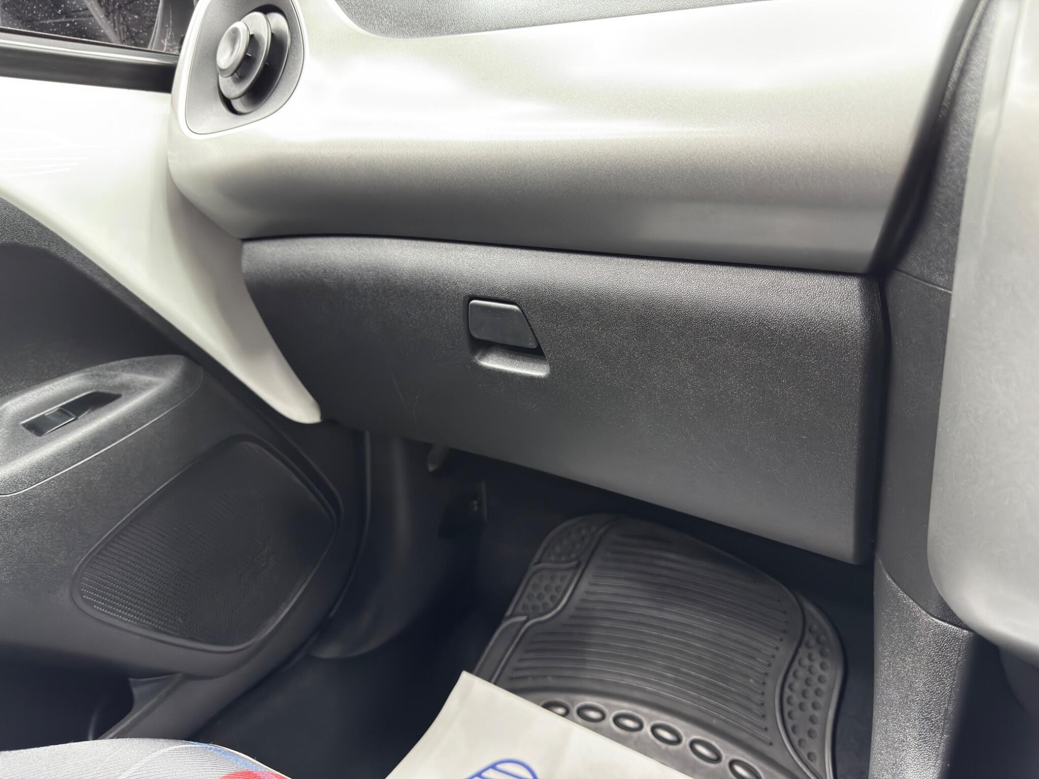 Peugeot 108 1.0 Active Euro 6 5dr 5dr Manual 2026