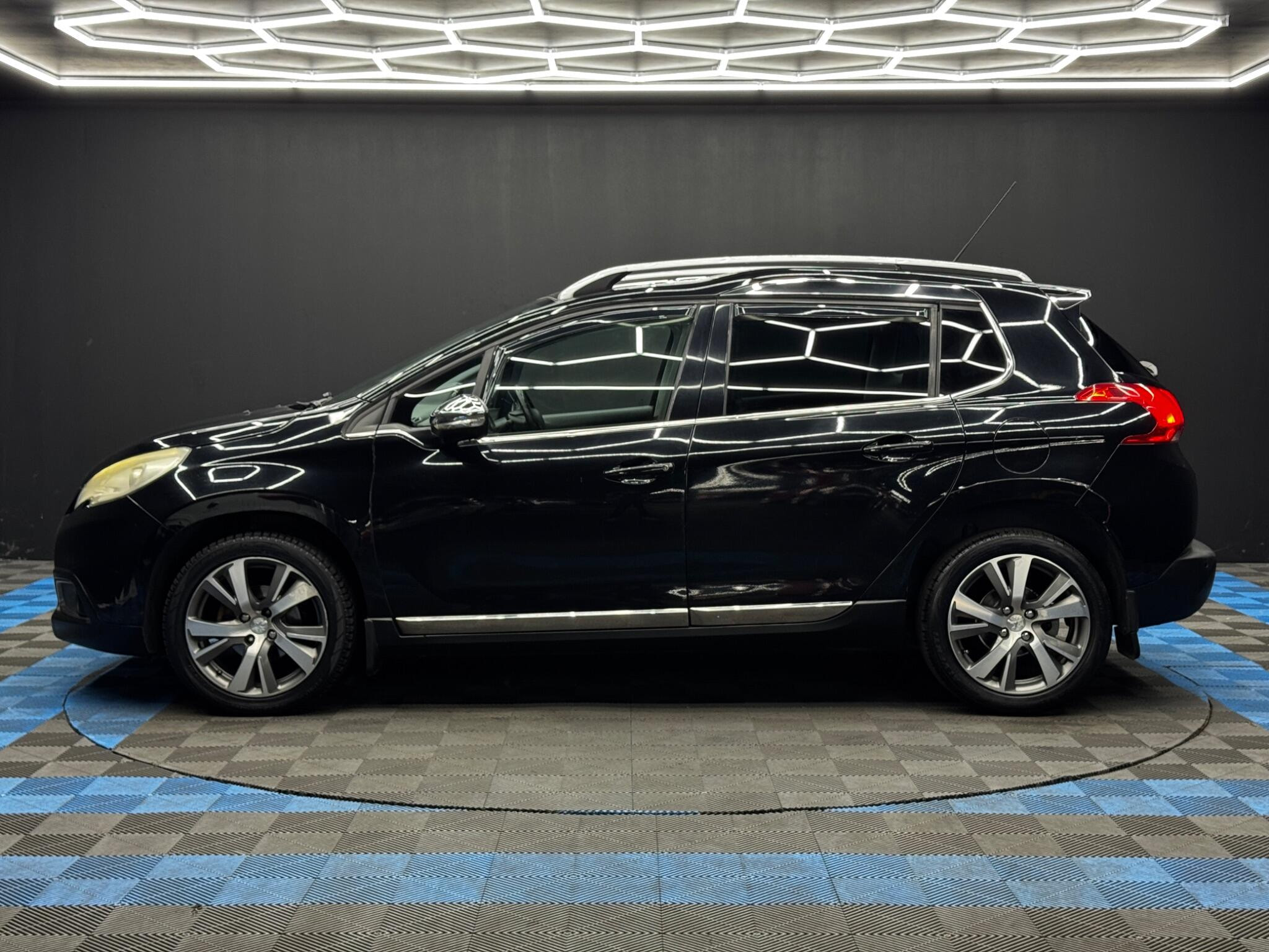 Peugeot 2008 1.6 e-HDi Feline Euro 5 (s/s) 5dr (Calima) 5dr Manual 2026