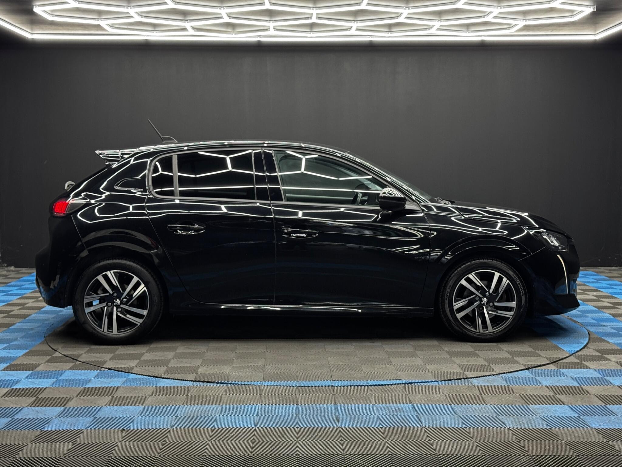 Peugeot 208 1.2 PureTech Allure Premium EAT Euro 6 (s/s) 5dr 5dr Automatic 2026