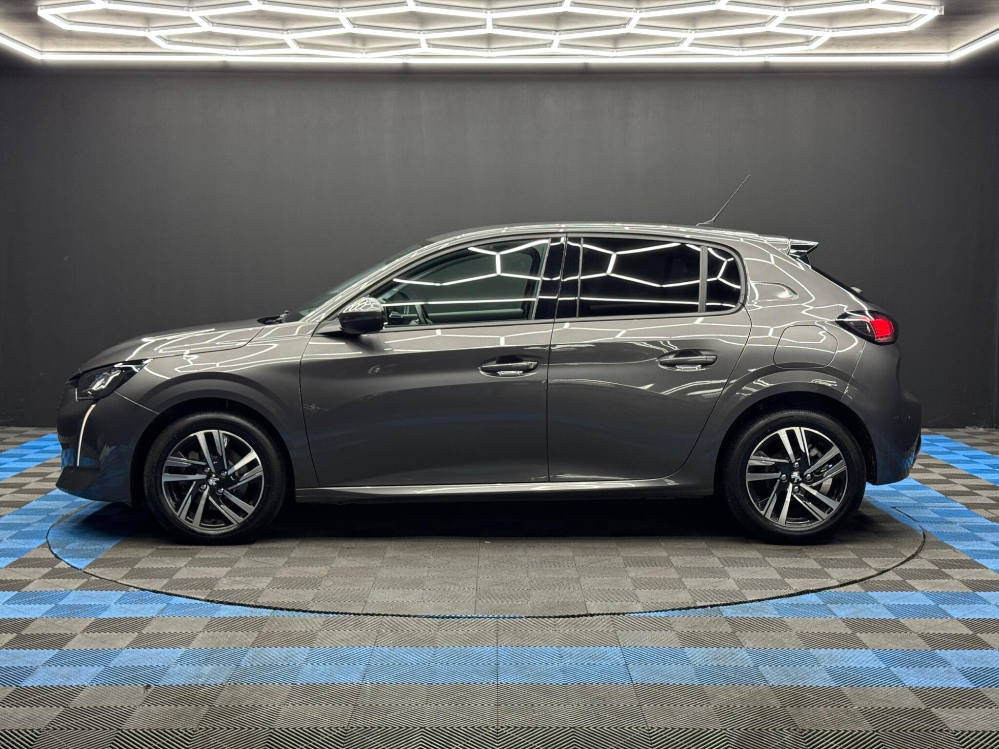 Peugeot 208 1.2 PureTech Allure Premium Euro 6 (s/s) 5dr 5dr Manual 2026
