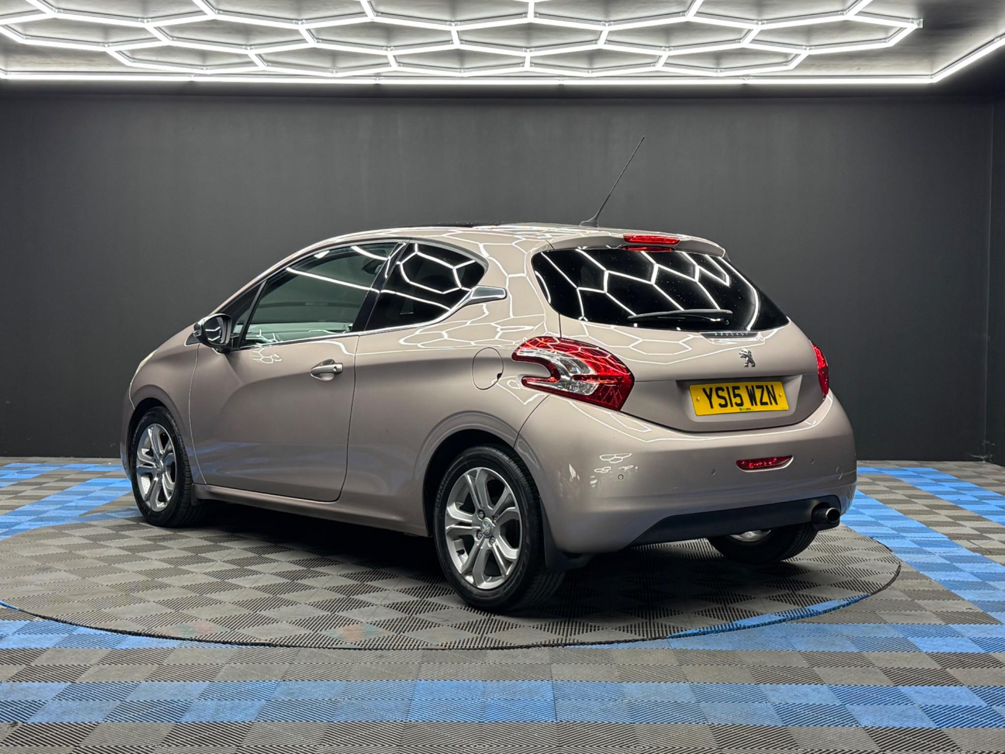 Peugeot 208 1.2 VTi PureTech Allure Euro 6 3dr 3dr Manual 2026