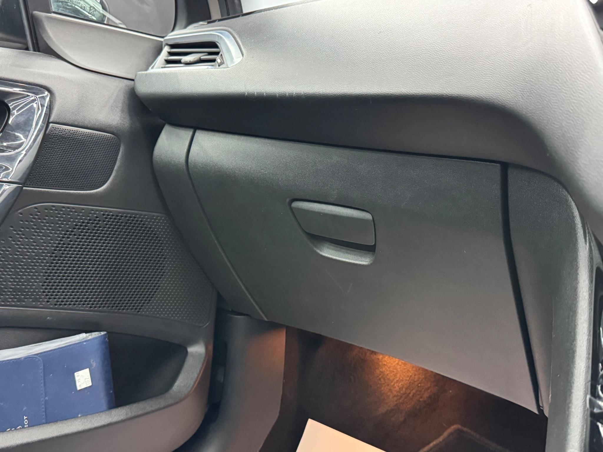Peugeot 208 1.2 VTi PureTech Allure Euro 6 3dr 3dr Manual 2026