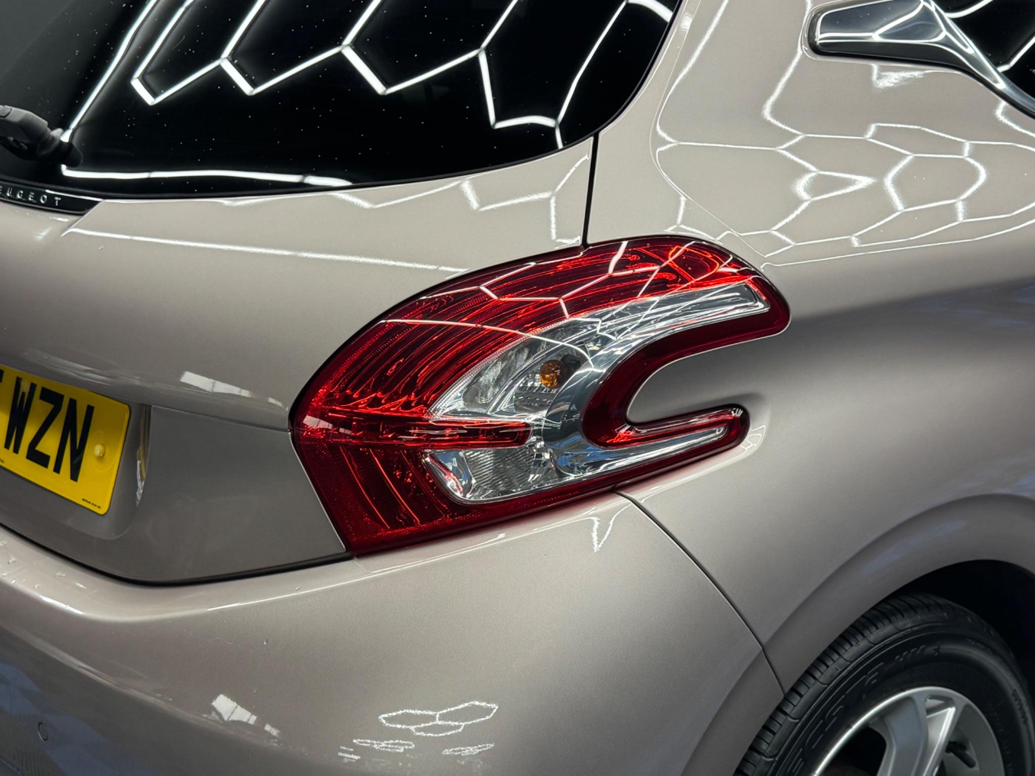Peugeot 208 1.2 VTi PureTech Allure Euro 6 3dr 3dr Manual 2026
