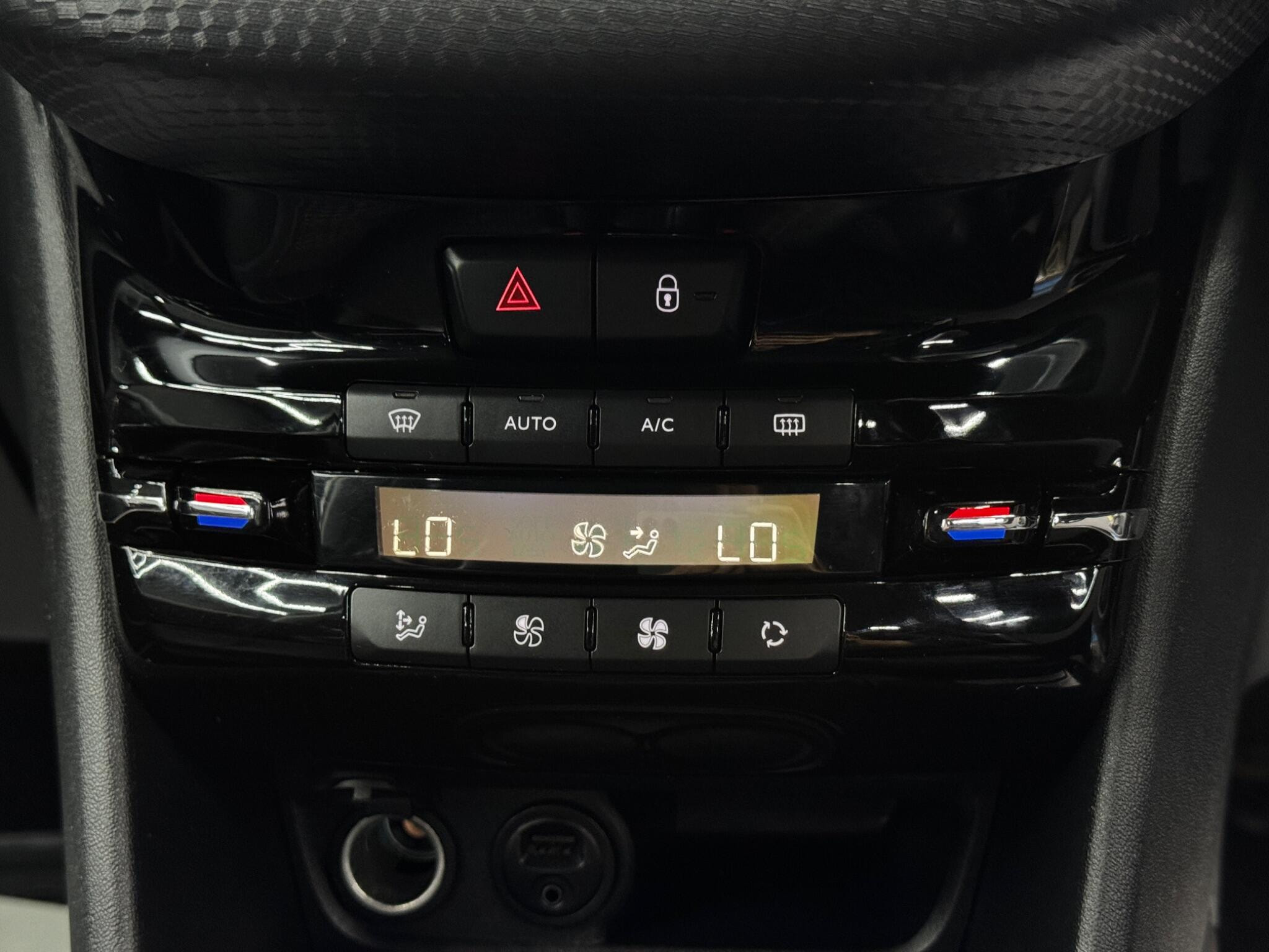 Peugeot 208 1.6 BlueHDi GT Line Euro 6 5dr 5dr Manual 2026