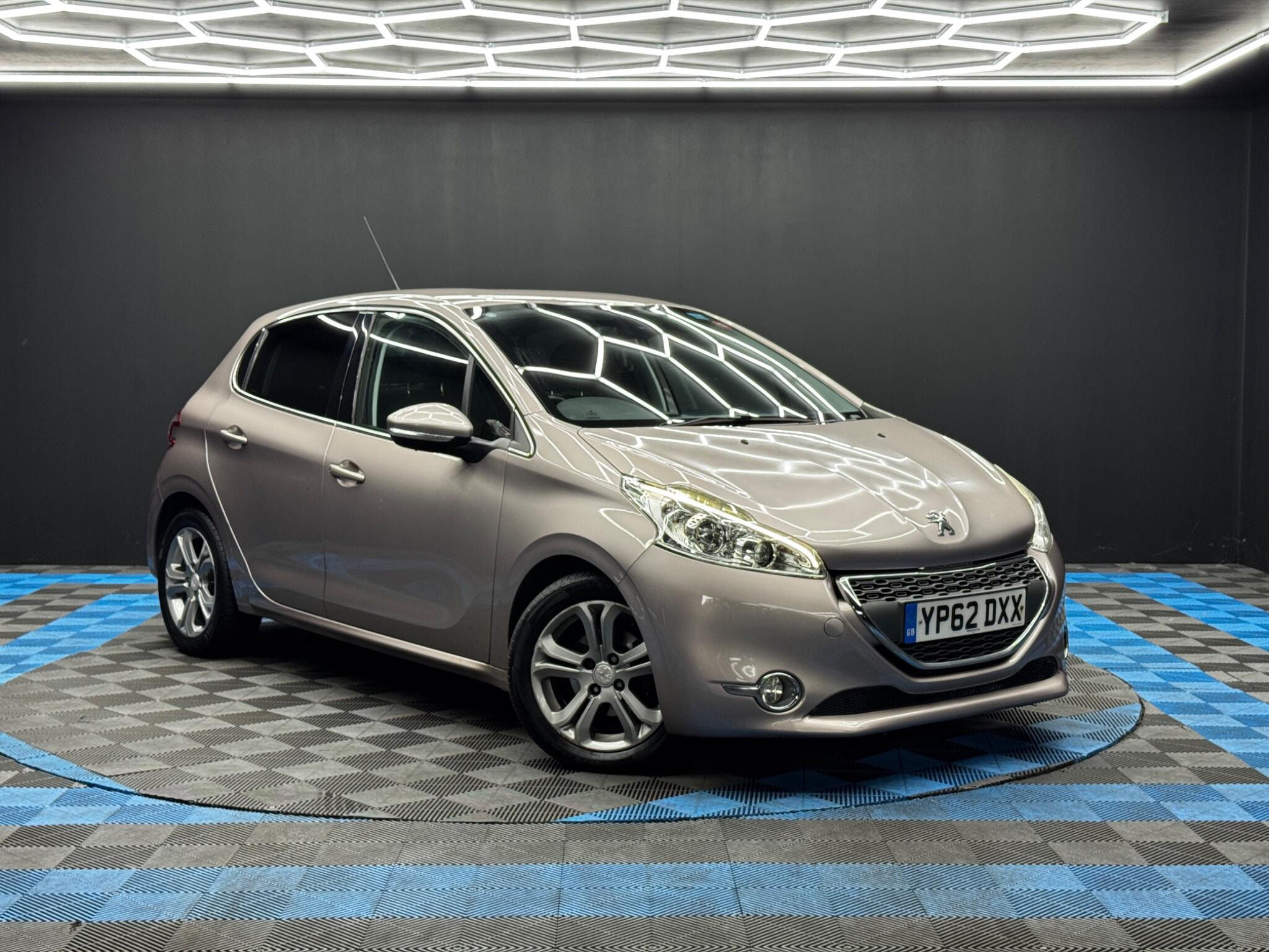Peugeot 208 1.6 e-HDi Allure Euro 5 (s/s) 5dr 5dr Manual 2026