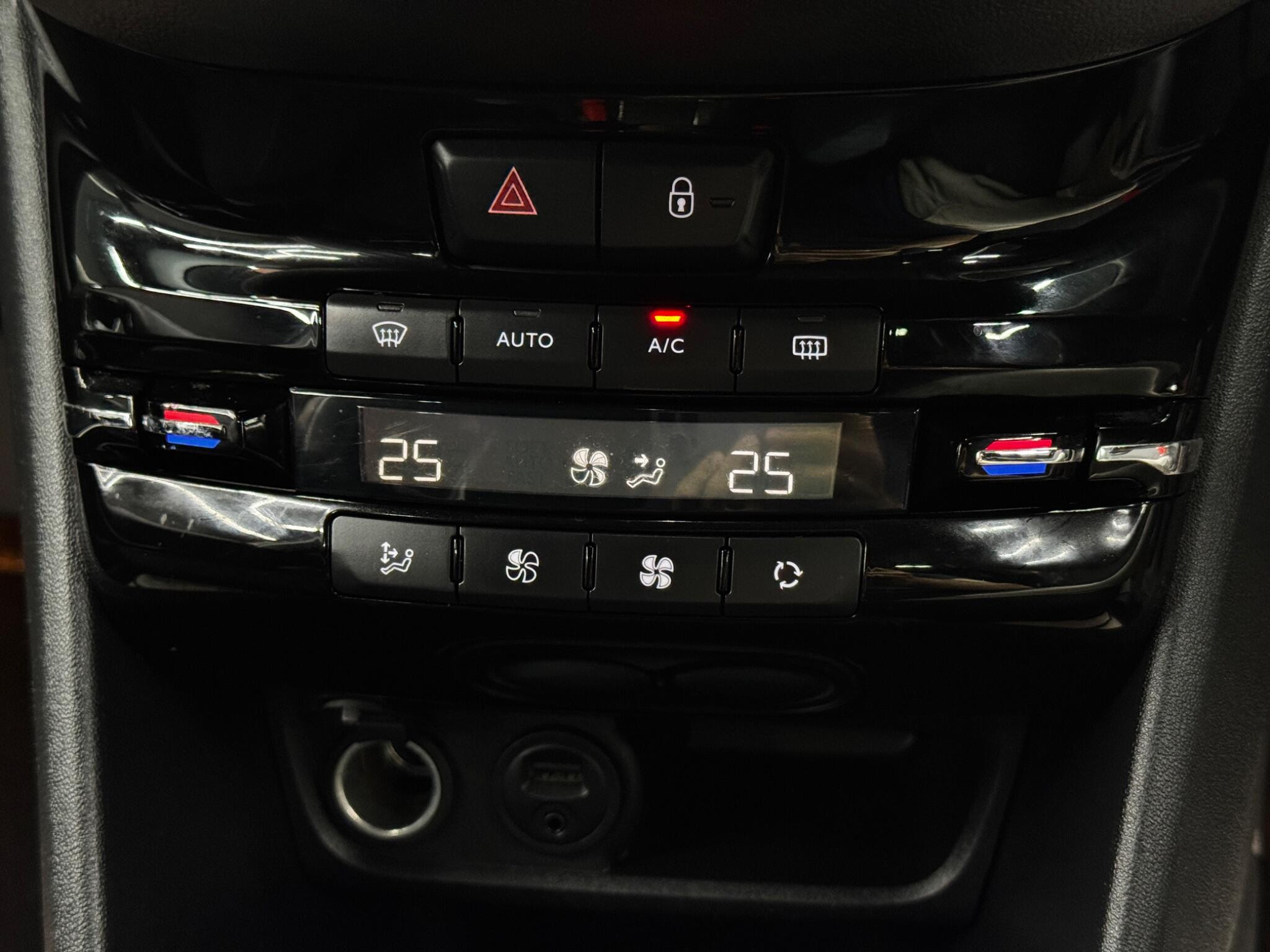 Peugeot 208 1.6 e-HDi Allure Euro 5 (s/s) 5dr 5dr Manual 2026