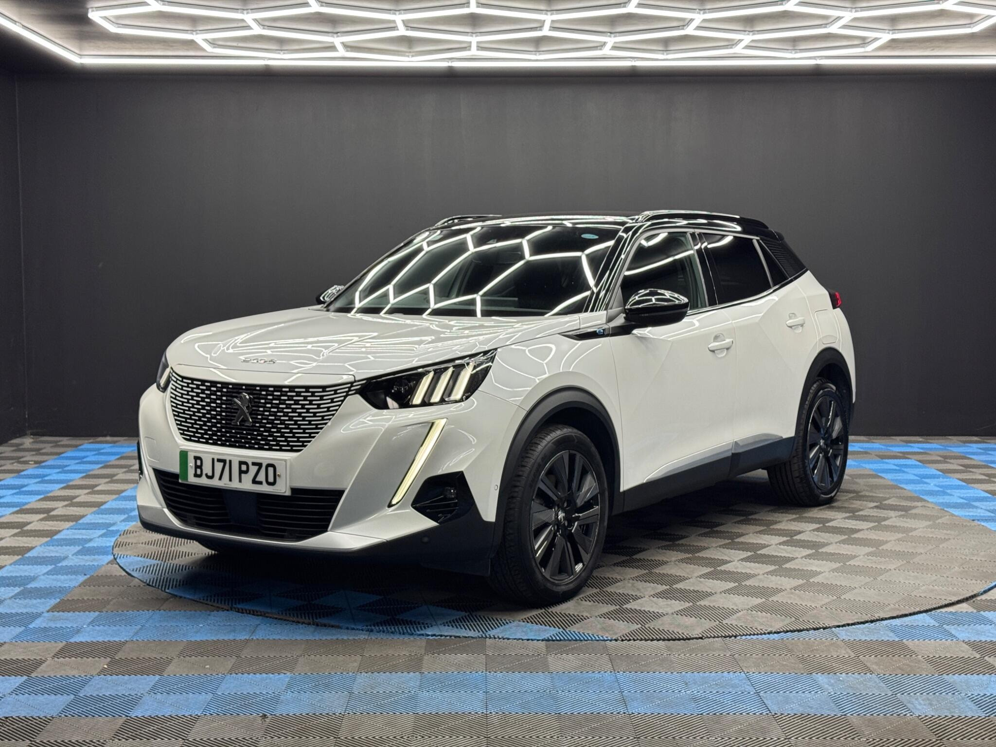 Peugeot E-2008 50kWh GT Premium Auto 5dr 5dr Automatic 2026