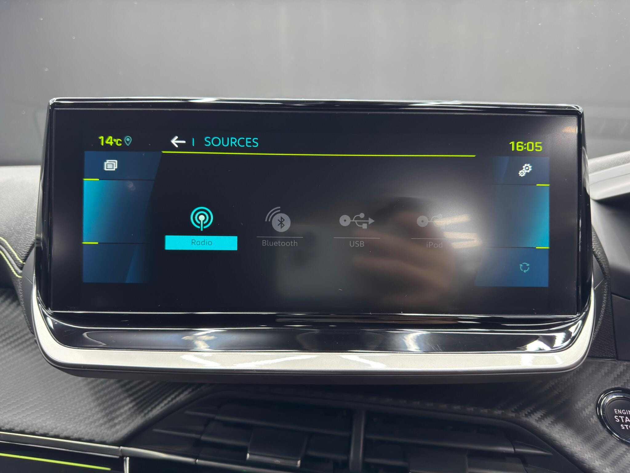 Peugeot E-2008 50kWh GT Premium Auto 5dr 5dr Automatic 2026