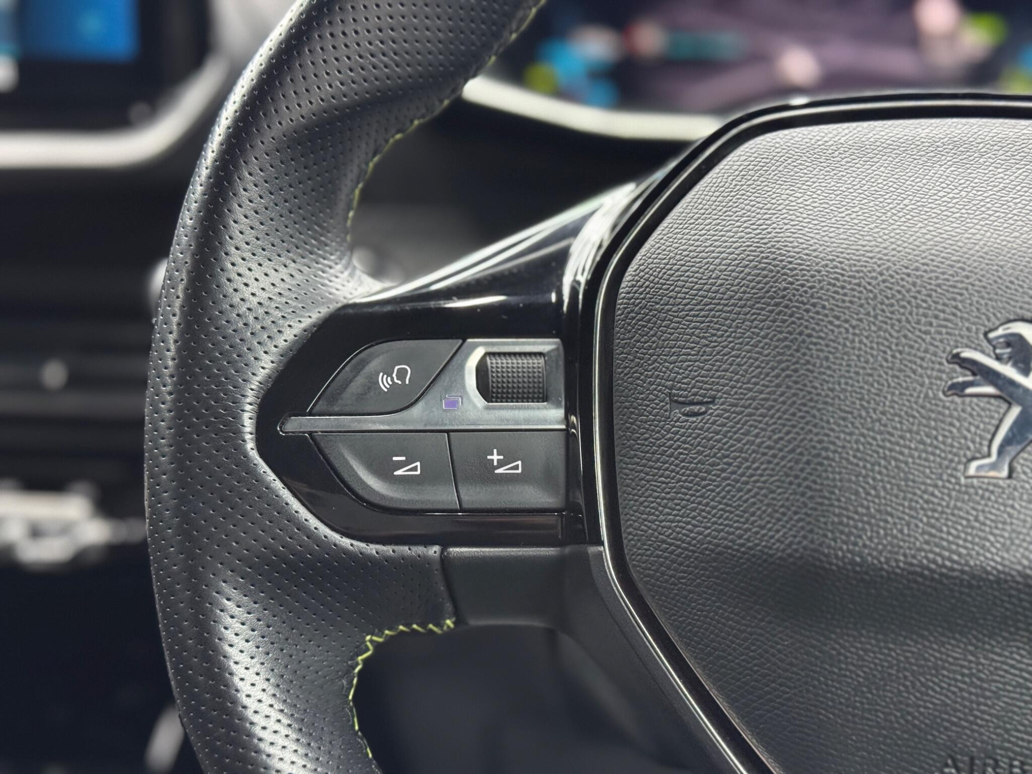 Peugeot E-2008 50kWh GT Premium Auto 5dr 5dr Automatic 2026