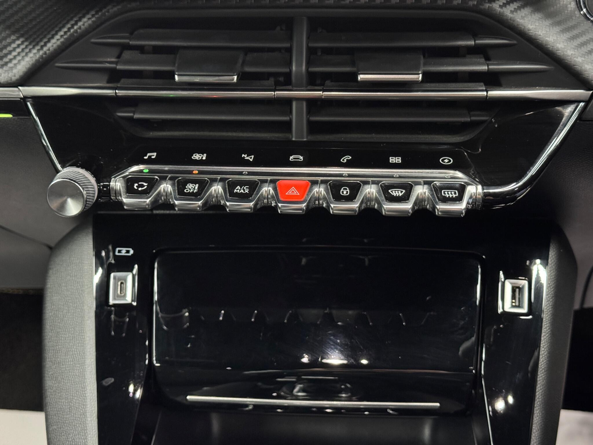 Peugeot E-2008 50kWh GT Premium Auto 5dr 5dr Automatic 2026