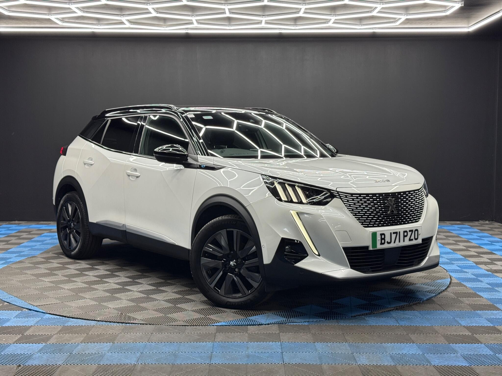 Peugeot E-2008 50kWh GT Premium Auto 5dr 5dr Automatic 2026