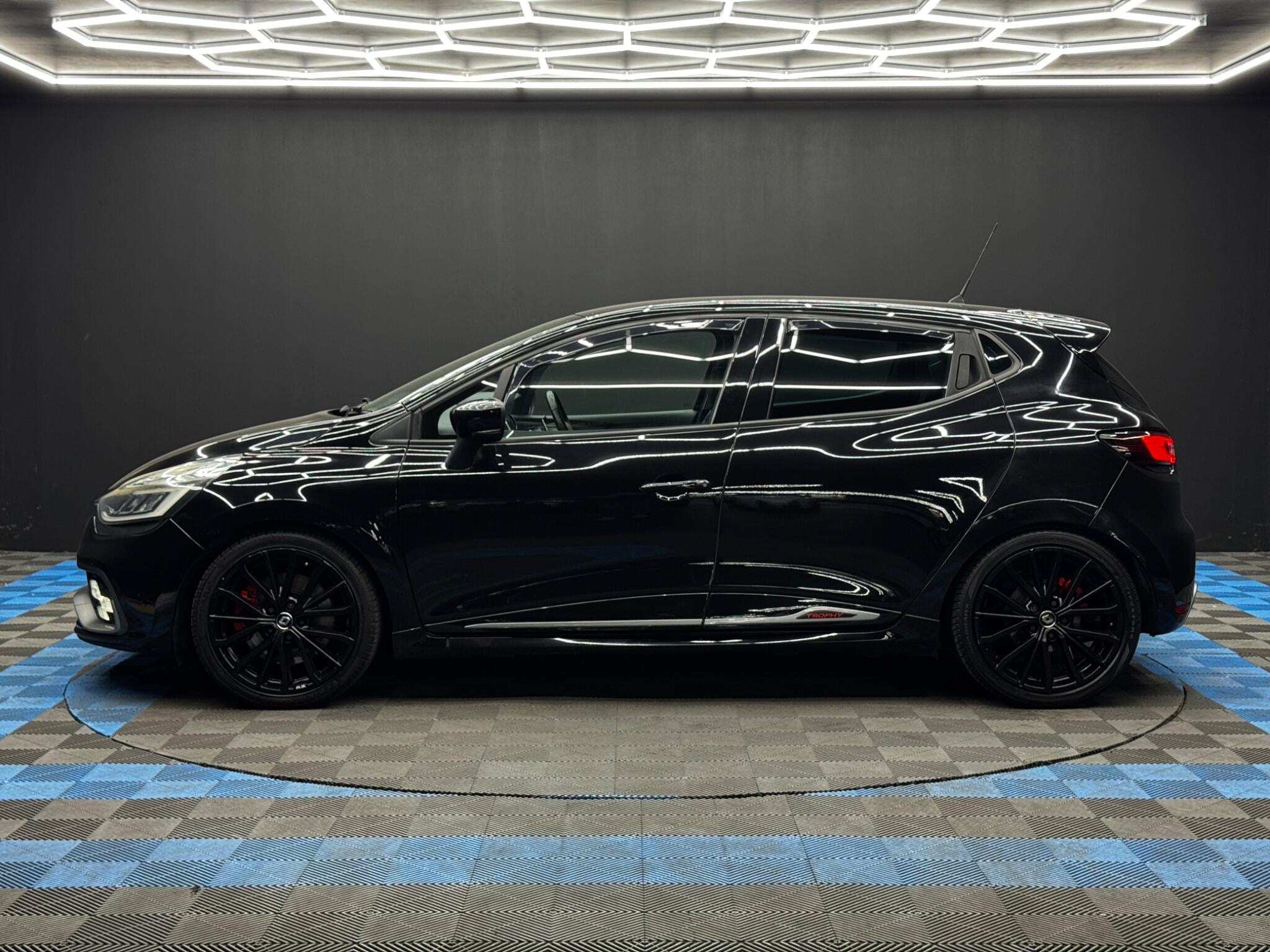 Renault Clio 1.6 TCe Renaultsport Nav Trophy EDC Euro 6 (s/s) 5dr 5dr Automatic 2026