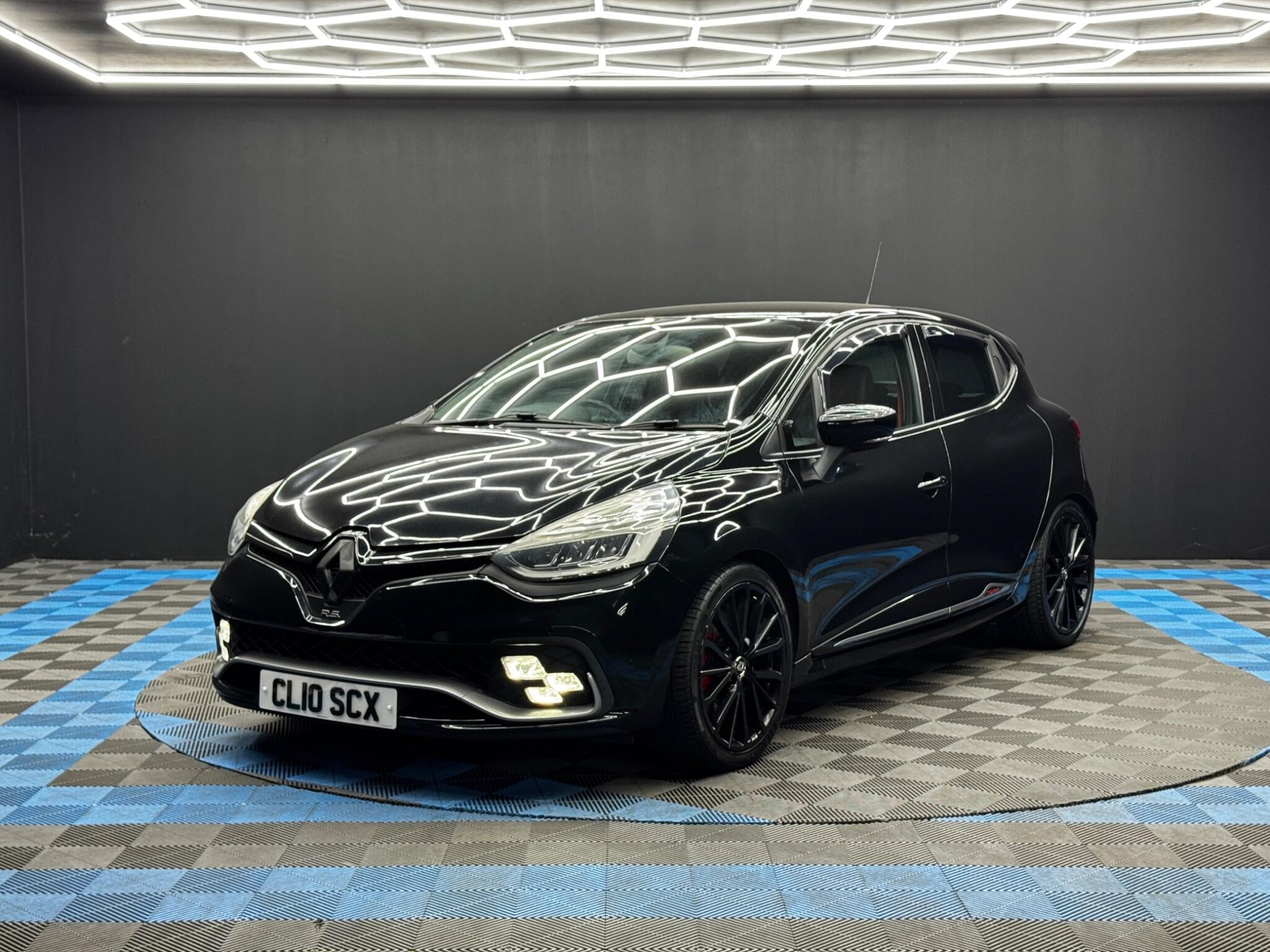 Renault Clio 1.6 TCe Renaultsport Nav Trophy EDC Euro 6 (s/s) 5dr 5dr Automatic 2026