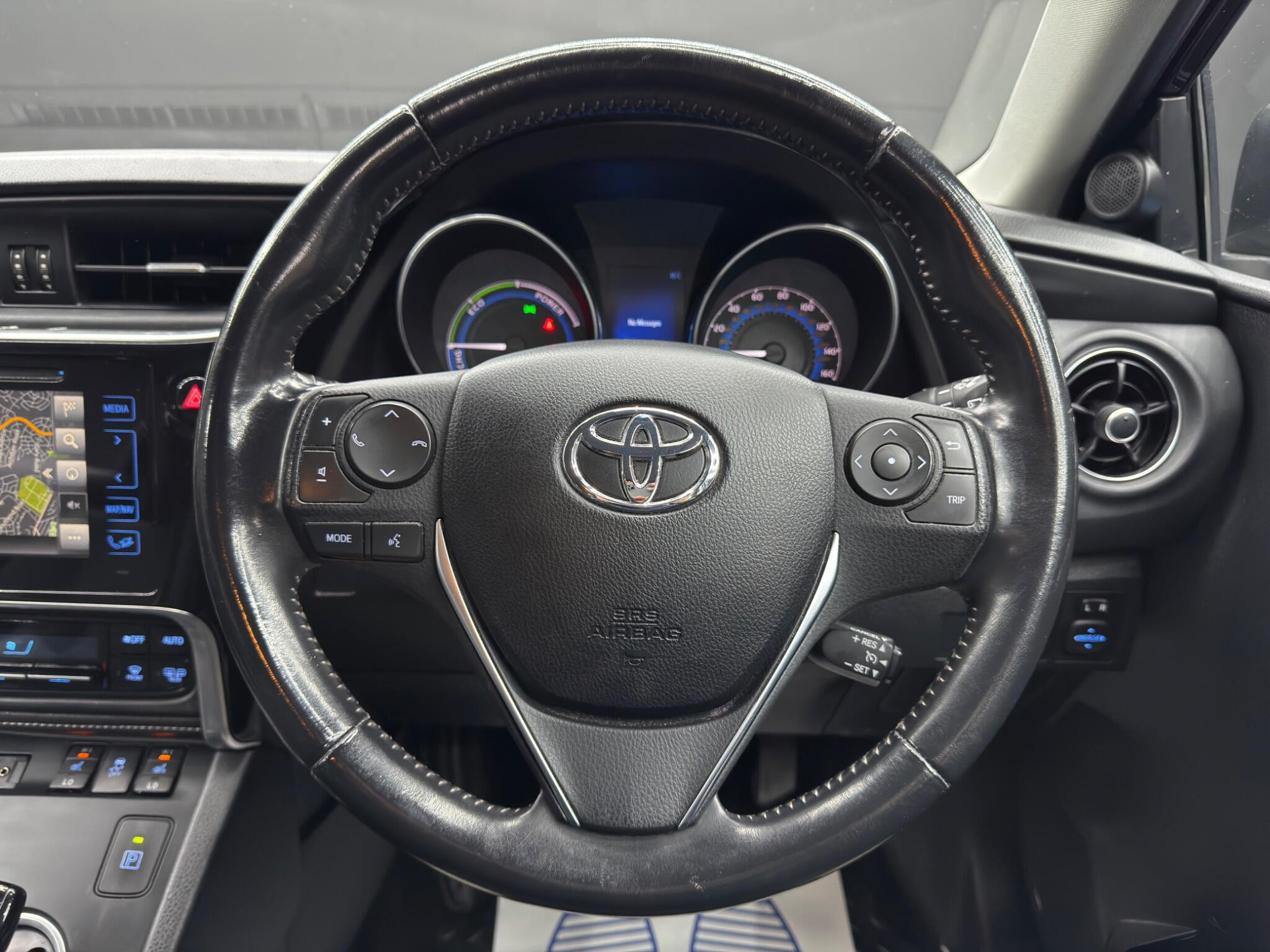 Toyota Auris 1.8 VVT-h Business Edition CVT Euro 6 (s/s) 5dr 5dr Automatic 2026