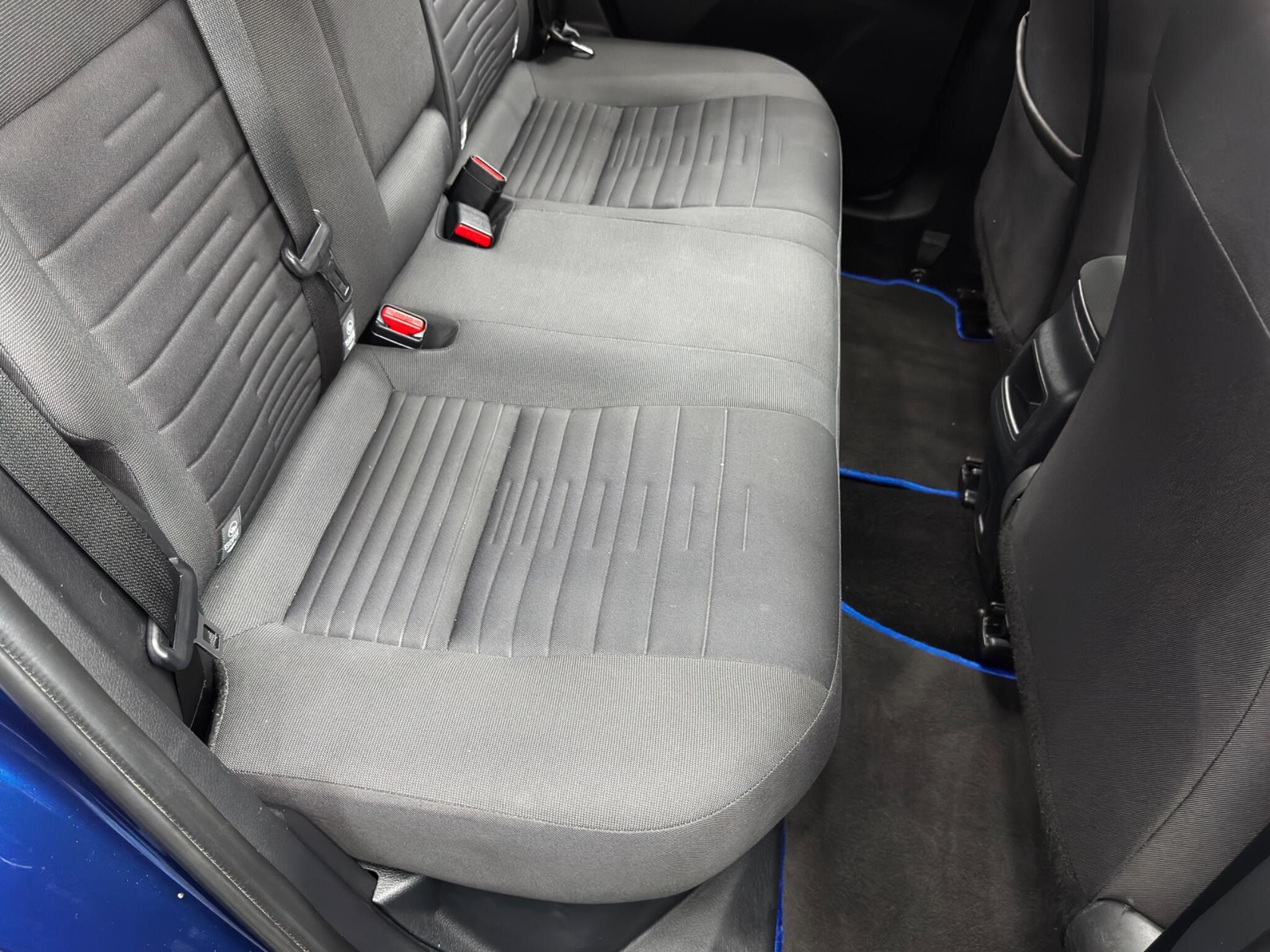 Toyota Auris 1.8 VVT-h Business Edition CVT Euro 6 (s/s) 5dr (Safety Sense) 5dr Automatic 2026
