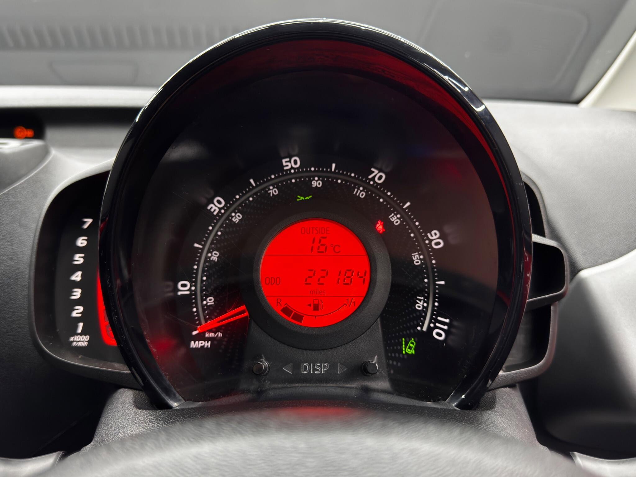 Toyota Aygo 1.0 VVT-i x-play Euro 6 5dr (Safety Sense) 5dr Manual 2026