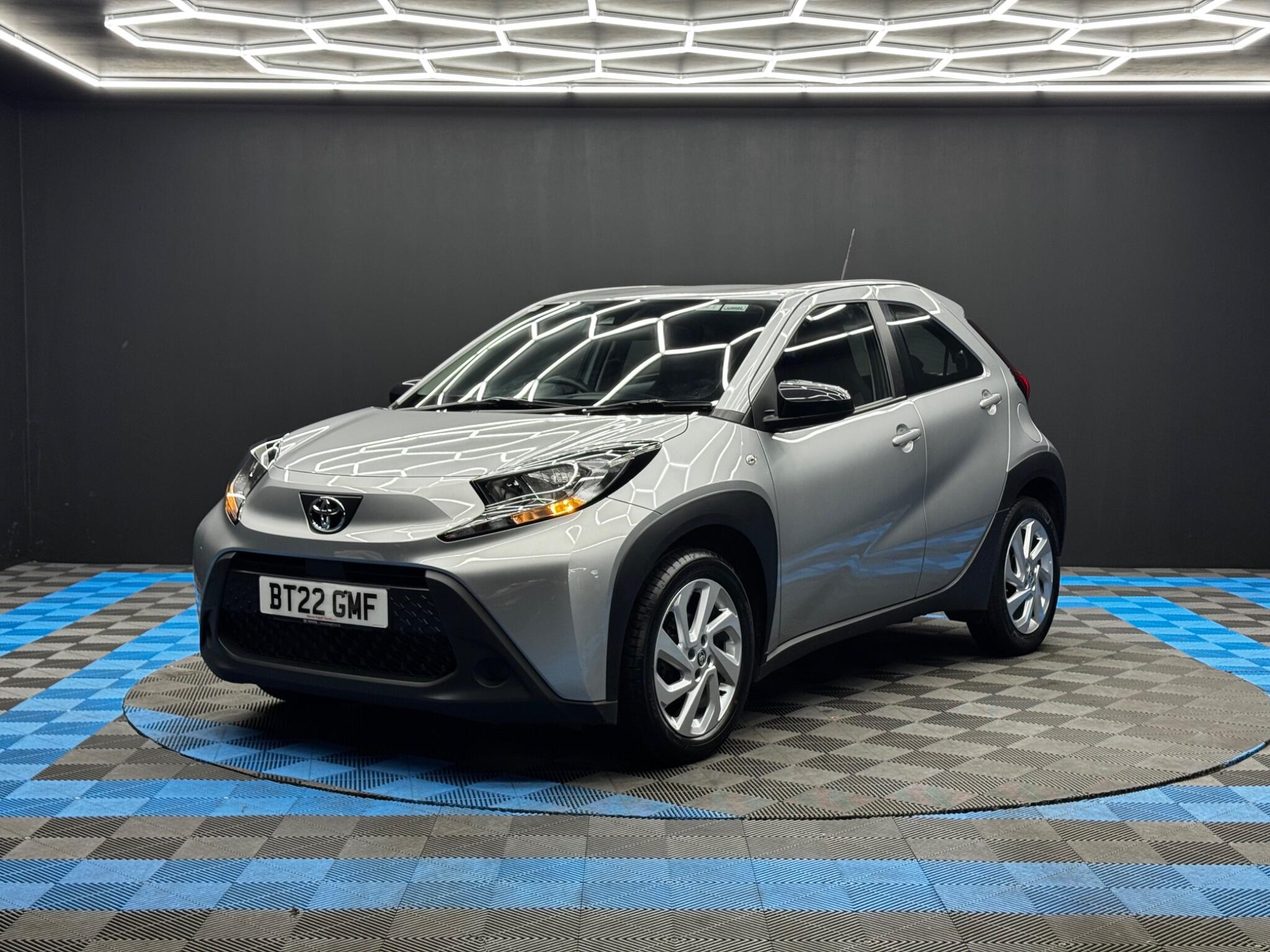 Toyota Aygo x 1.0 VVT-i Pure Euro 6 (s/s) 5dr 5dr Manual 2026