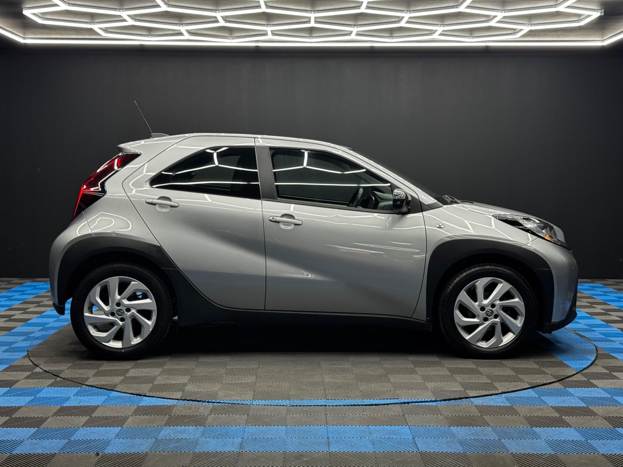 Toyota Aygo x 1.0 VVT-i Pure Euro 6 (s/s) 5dr 5dr Manual 2026
