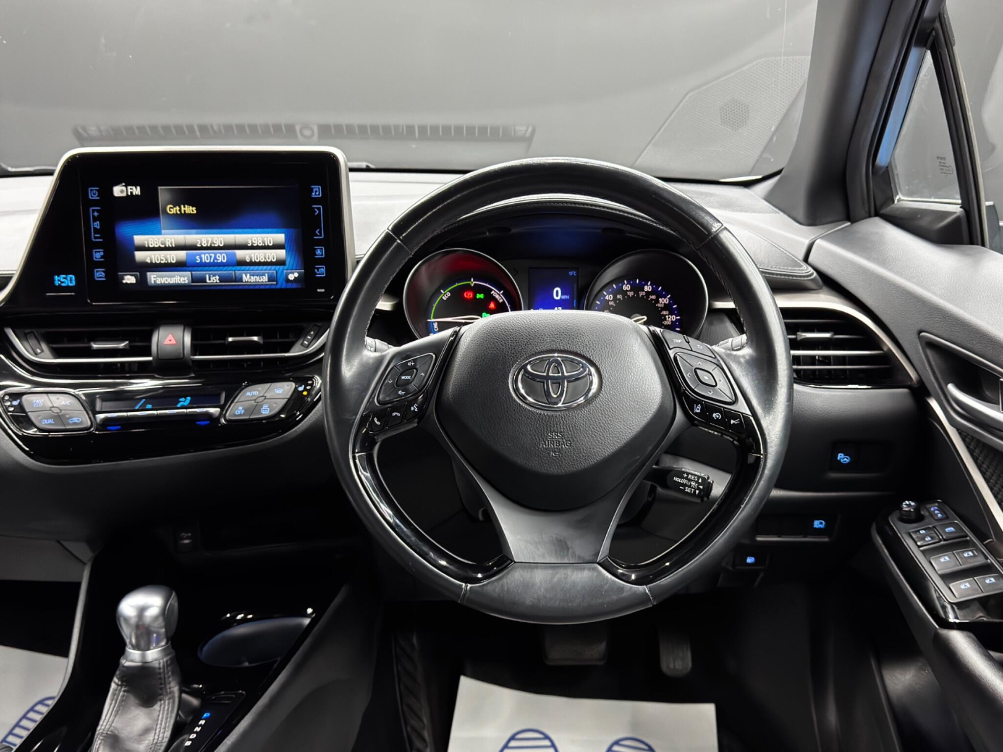 Toyota C-HR 1.8 VVT-h Dynamic CVT Euro 6 (s/s) 5dr 5dr Automatic 2026
