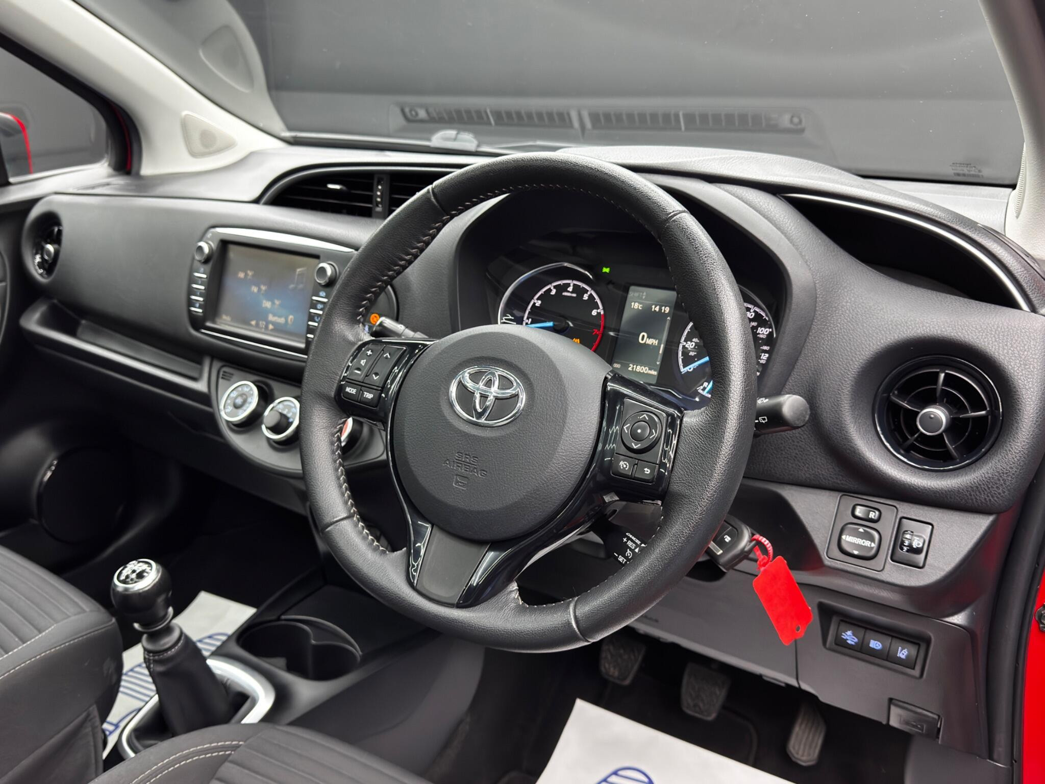 Toyota Yaris 1.5 VVT-i Design Euro 6 5dr 5dr Manual 2026