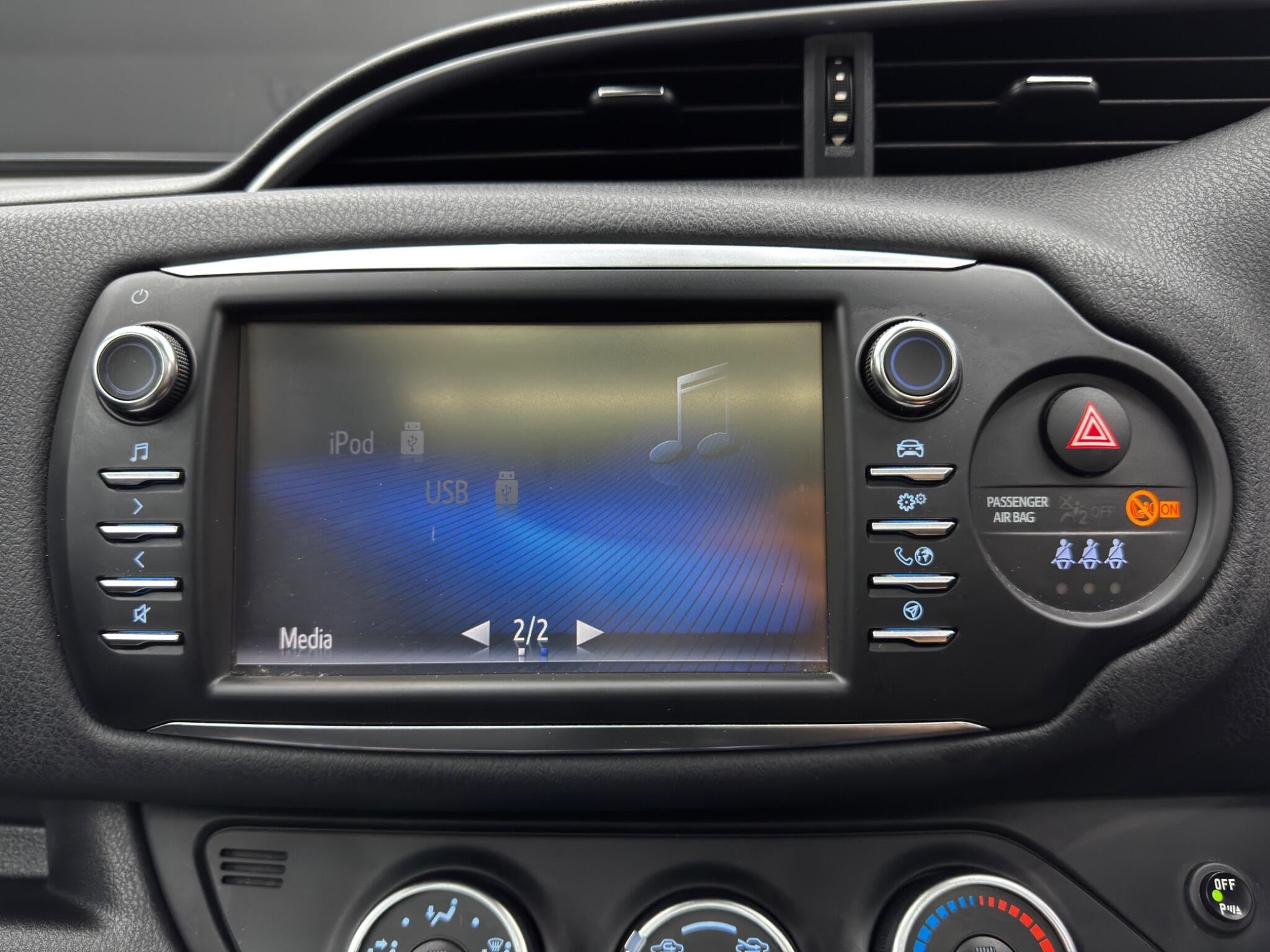 Toyota Yaris 1.5 VVT-i Design Euro 6 5dr 5dr Manual 2026