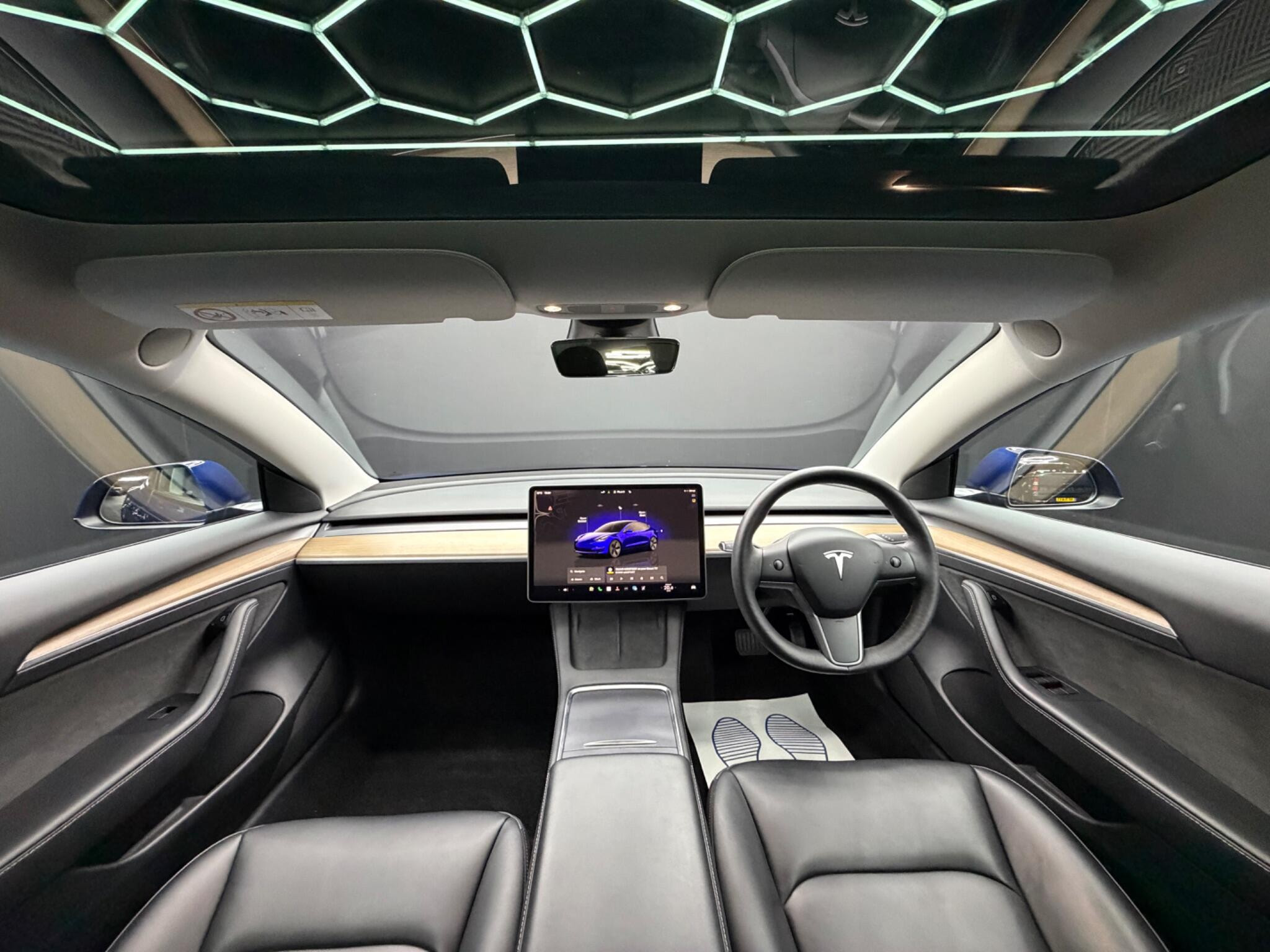Tesla Model 3 Auto RWD 4dr 4dr Automatic 2026