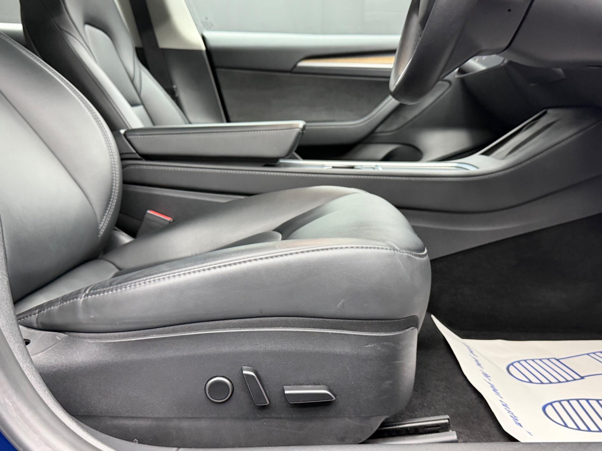 Tesla Model 3 Auto RWD 4dr 4dr Automatic 2026