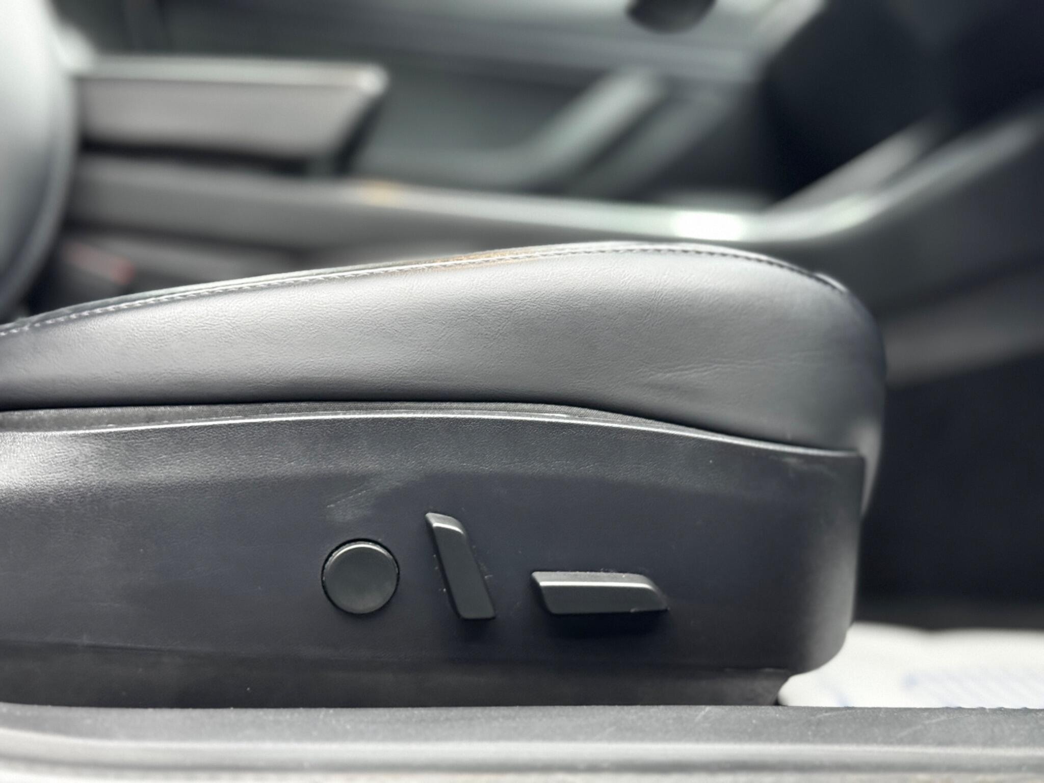 Tesla Model 3 (Dual Motor) Performance Auto 4WDE 4dr (Performance Upgrade) 4dr Automatic 2026