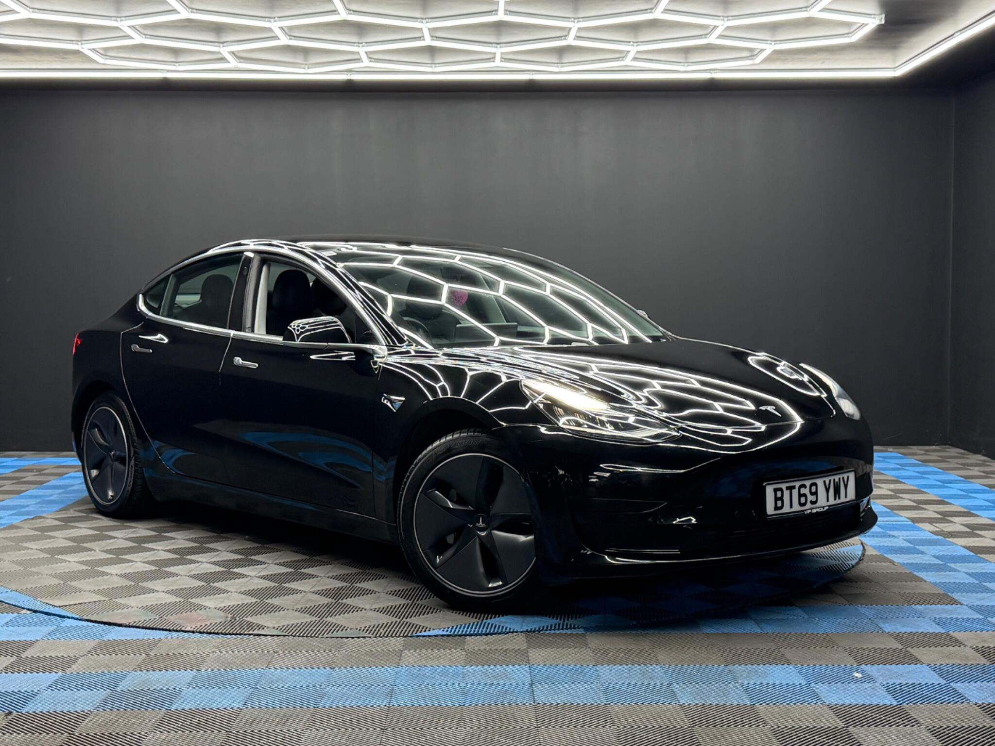 Tesla Model 3 Standard Range Plus Auto RWD 4dr 4dr Automatic 2026