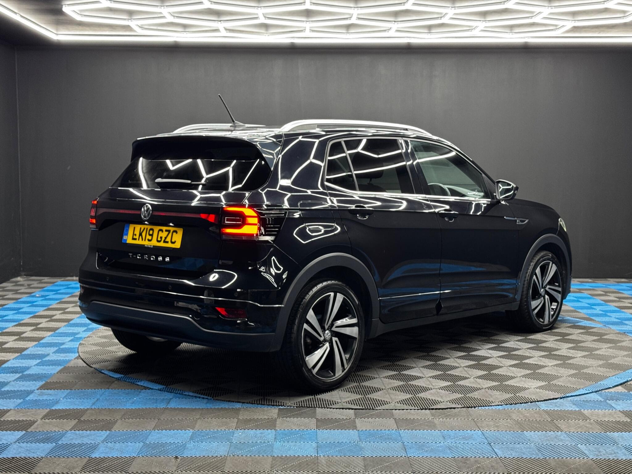 Volkswagen T-Cross 1.0 TSI R-Line Euro 6 (s/s) 5dr 5dr Manual 2026