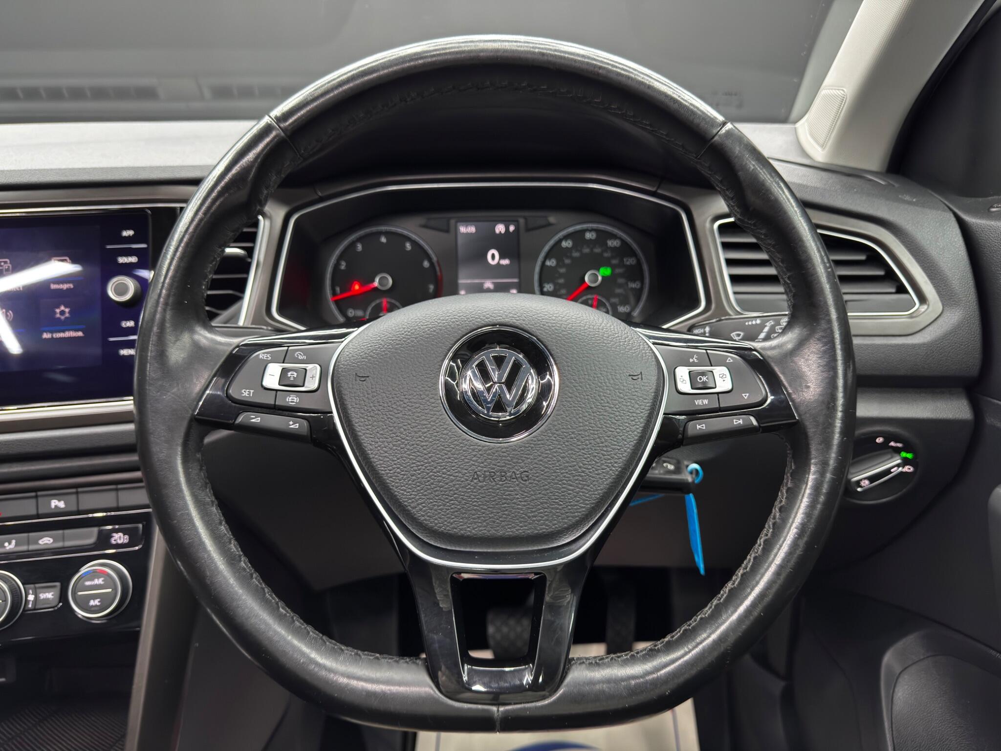 Volkswagen T-Roc 1.5 TSI EVO Design DSG Euro 6 (s/s) 5dr 5dr Automatic 2026