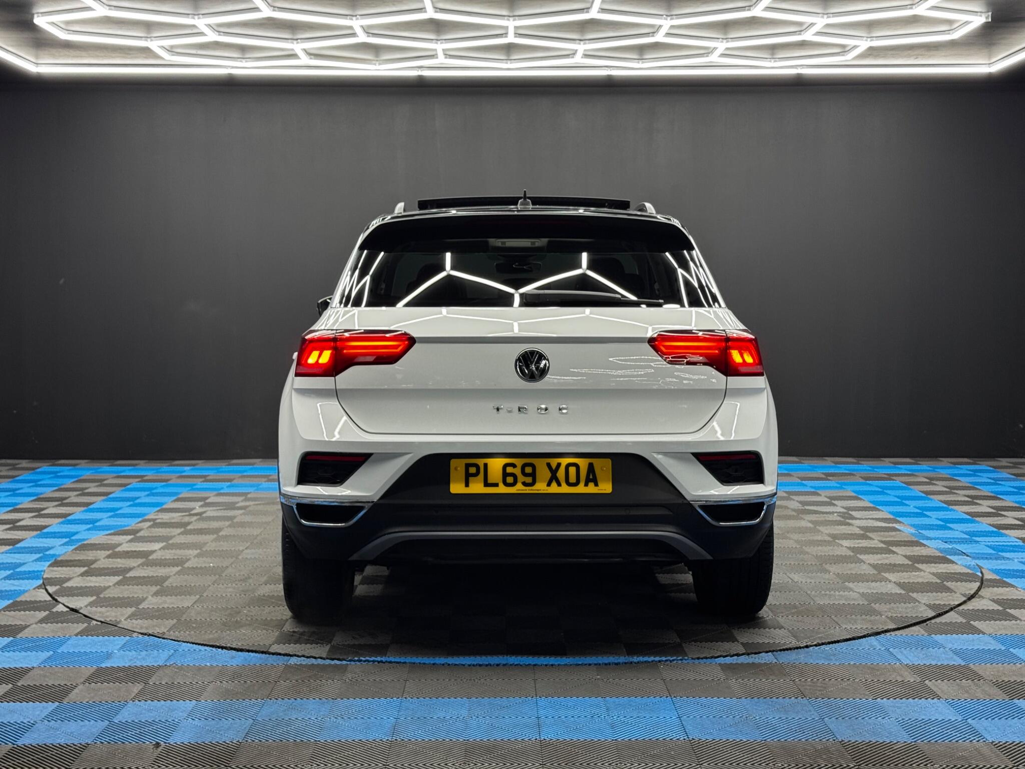 Volkswagen T-Roc 1.5 TSI EVO Design DSG Euro 6 (s/s) 5dr 5dr Automatic 2026