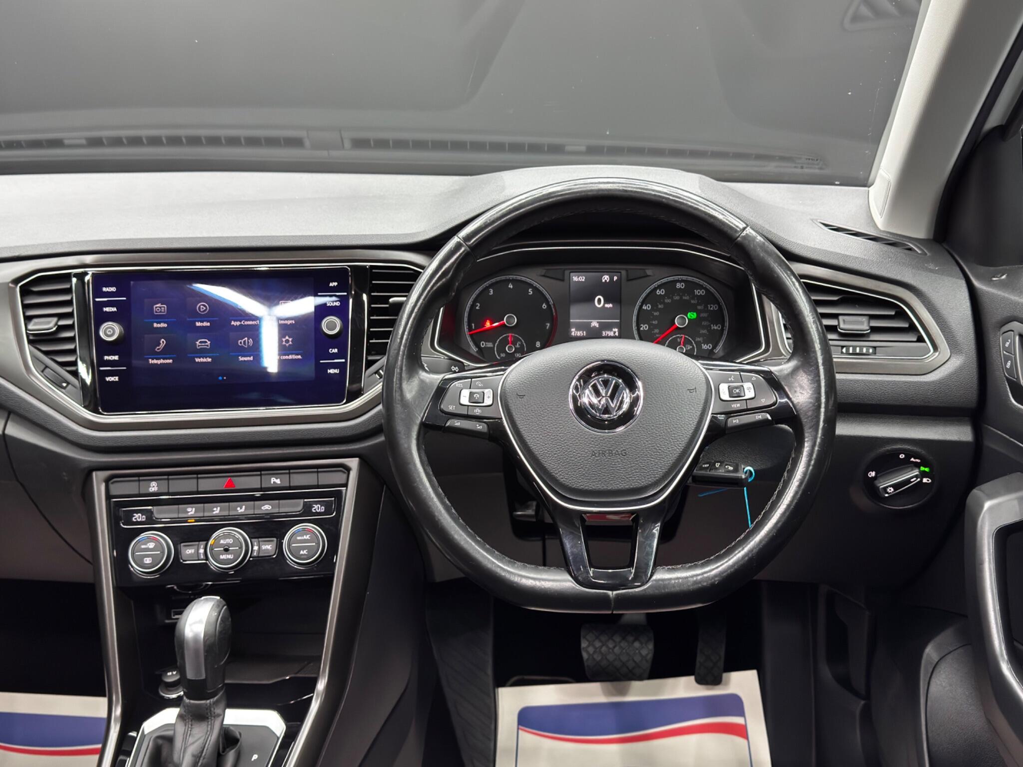 Volkswagen T-Roc 1.5 TSI EVO Design DSG Euro 6 (s/s) 5dr 5dr Automatic 2026