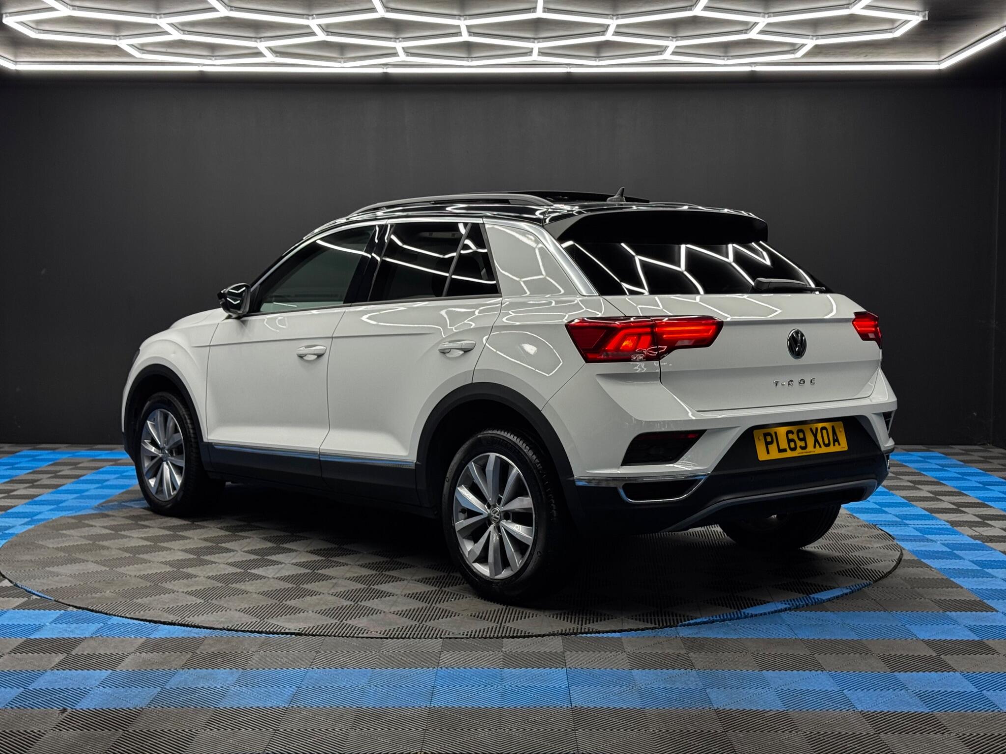 Volkswagen T-Roc 1.5 TSI EVO Design DSG Euro 6 (s/s) 5dr 5dr Automatic 2026