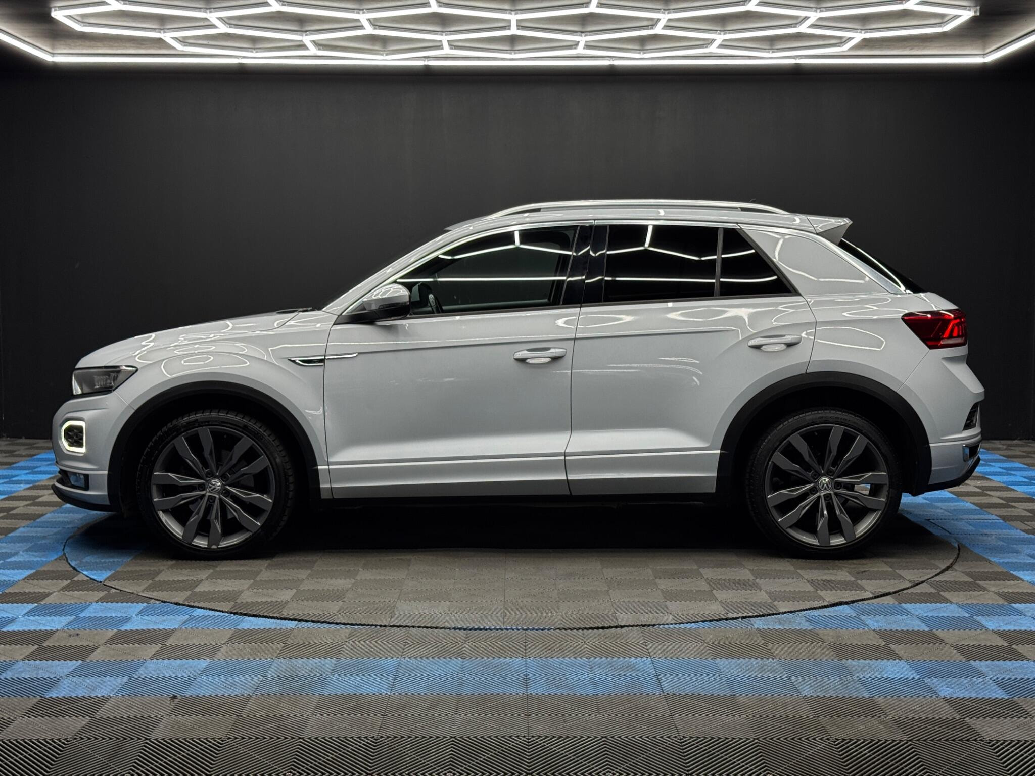 Volkswagen T-Roc 1.6 TDI R-Line Euro 6 (s/s) 5dr 5dr Manual 2026