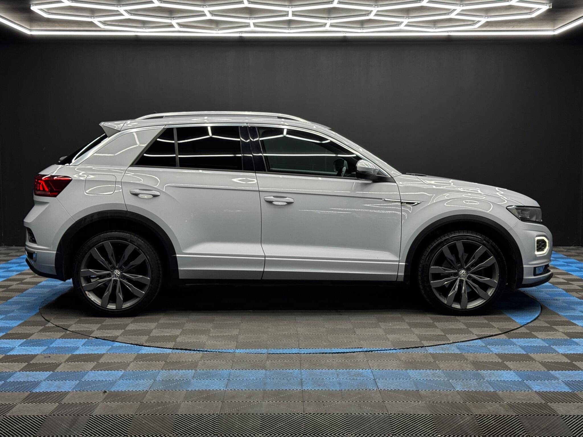 Volkswagen T-Roc 1.6 TDI R-Line Euro 6 (s/s) 5dr 5dr Manual 2026