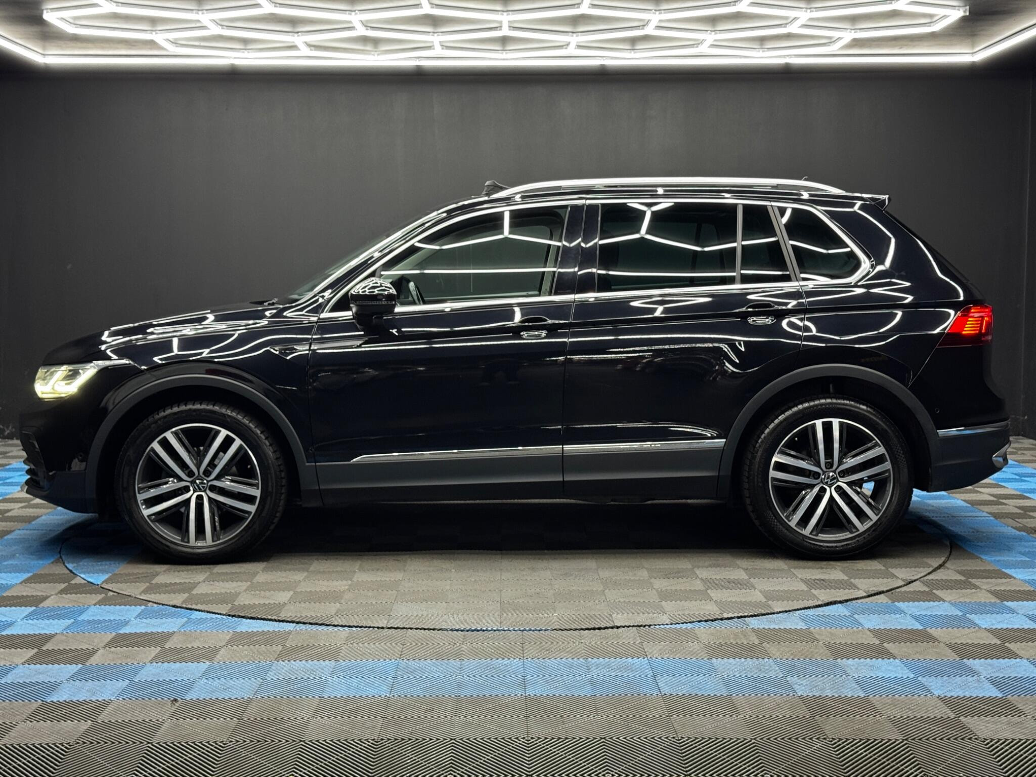 Volkswagen Tiguan 1.5 TSI Elegance DSG Euro 6 (s/s) 5dr 5dr Automatic 2026