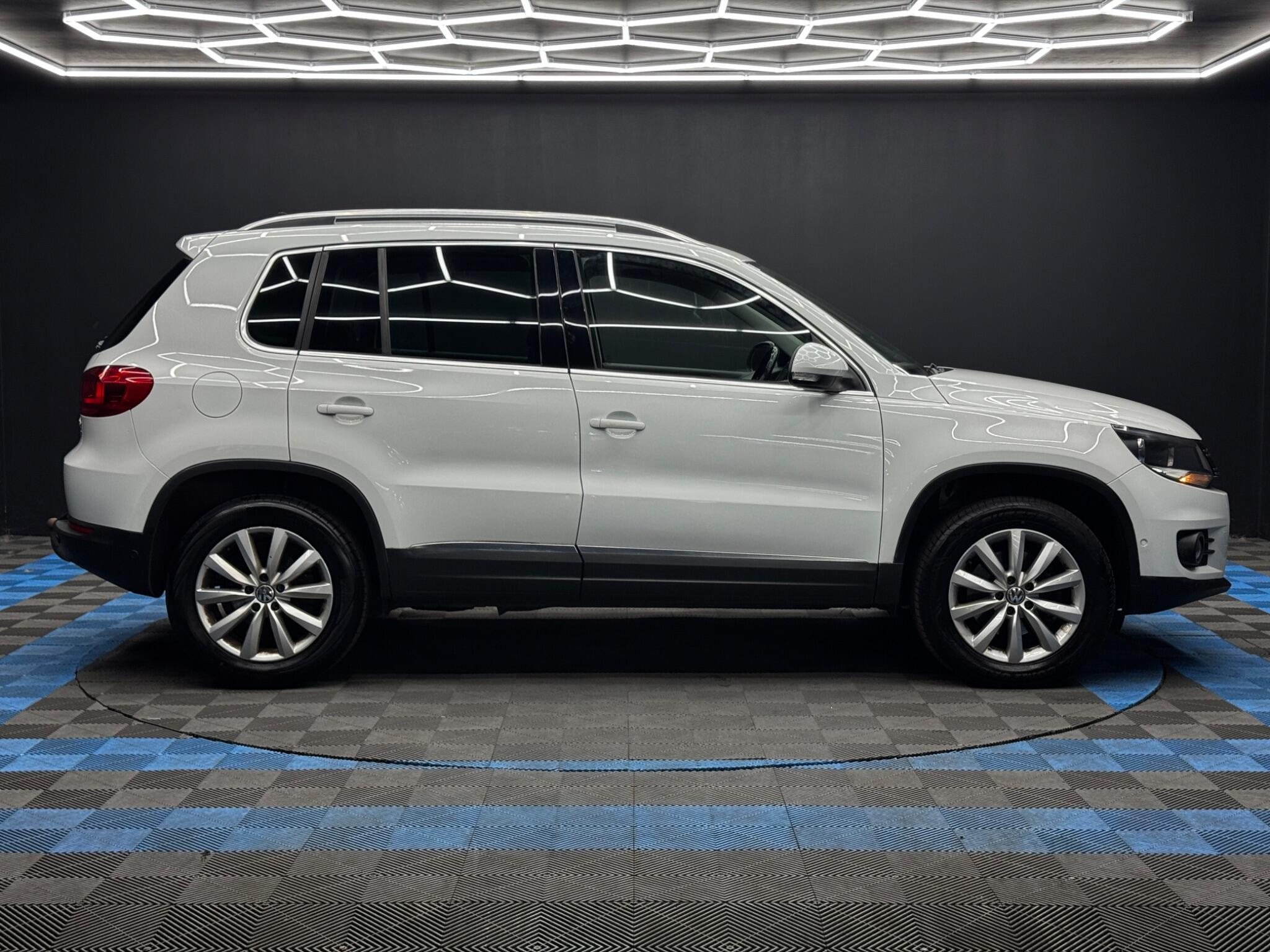 Volkswagen Tiguan 2.0 TDI BlueMotion Tech Match DSG 4WD Euro 5 (s/s) 5dr 5dr Automatic 2026