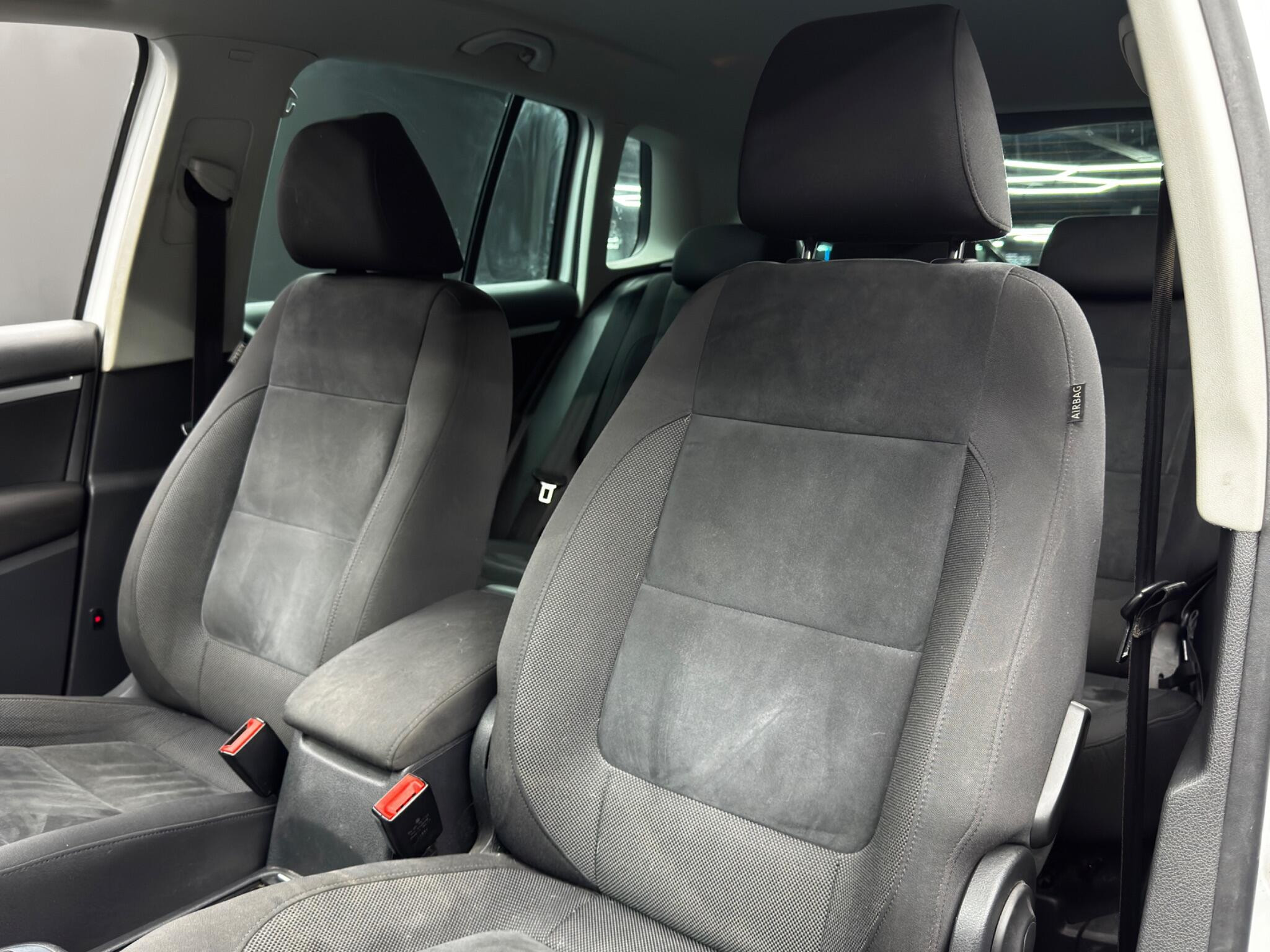 Volkswagen Tiguan 2.0 TDI BlueMotion Tech Match DSG 4WD Euro 5 (s/s) 5dr 5dr Automatic 2026