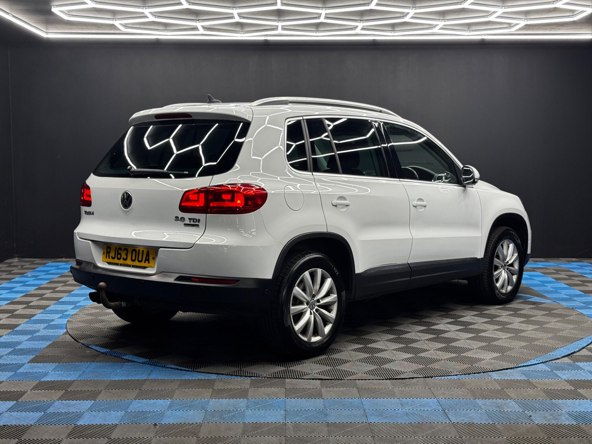 Volkswagen Tiguan 2.0 TDI BlueMotion Tech Match DSG 4WD Euro 5 (s/s) 5dr 5dr Automatic 2026