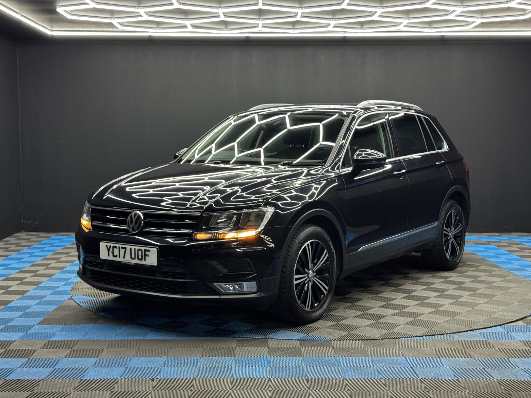 Volkswagen Tiguan 2.0 TDI BlueMotion Tech SE DSG Euro 6 (s/s) 5dr 5dr Automatic 2026
