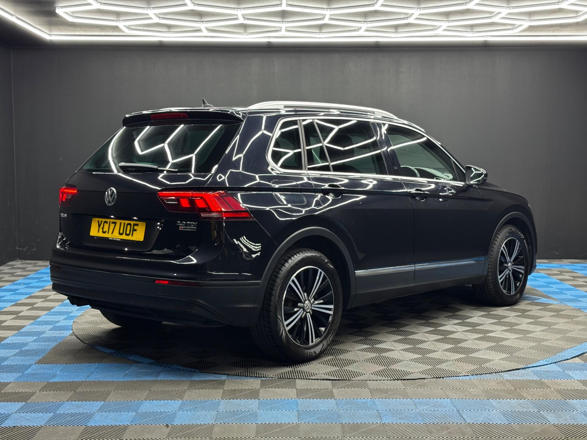 Volkswagen Tiguan 2.0 TDI BlueMotion Tech SE DSG Euro 6 (s/s) 5dr 5dr Automatic 2026
