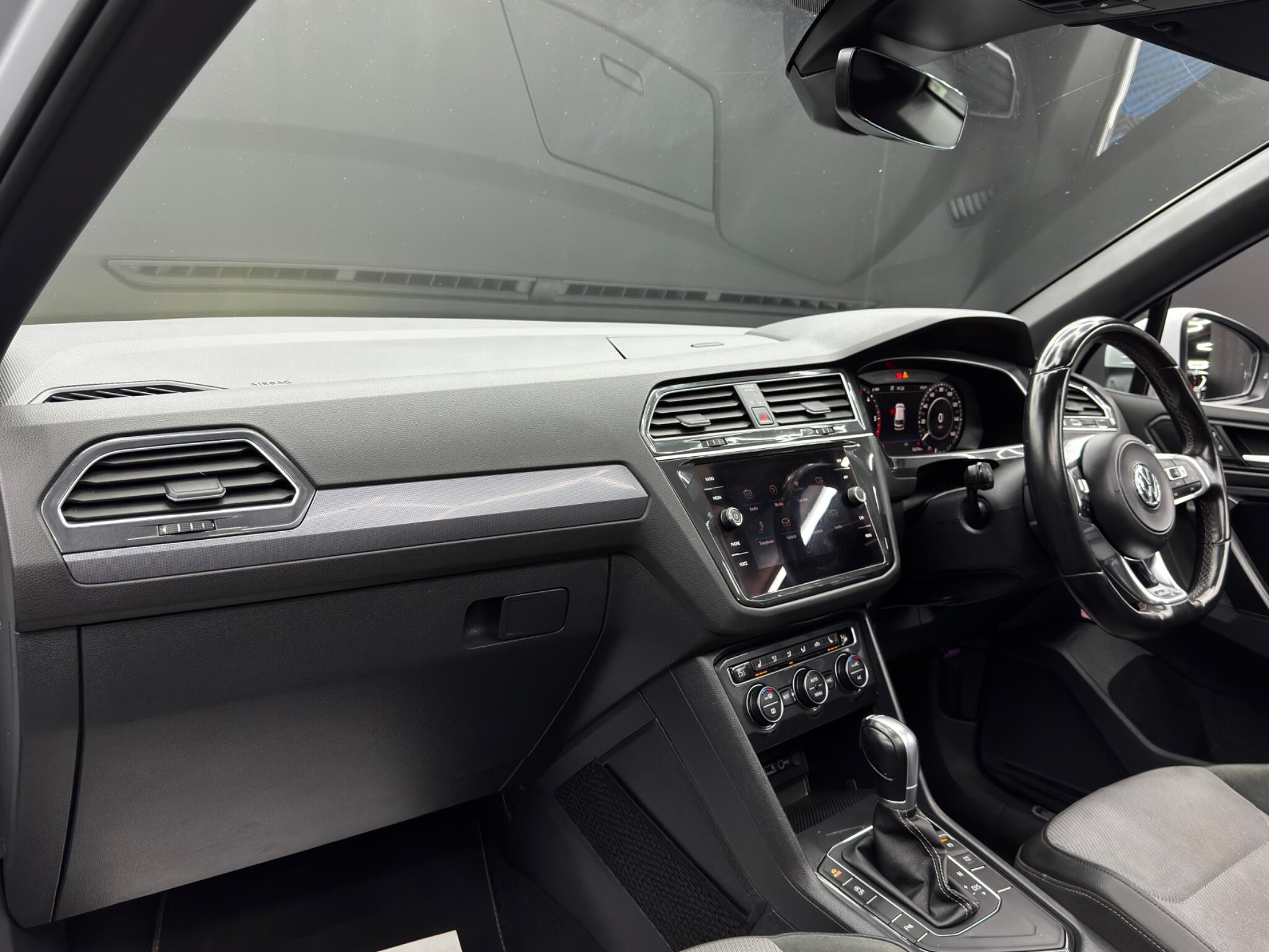 Volkswagen Tiguan 2.0 TDI R-Line DSG Euro 6 (s/s) 5dr 5dr Automatic 2026