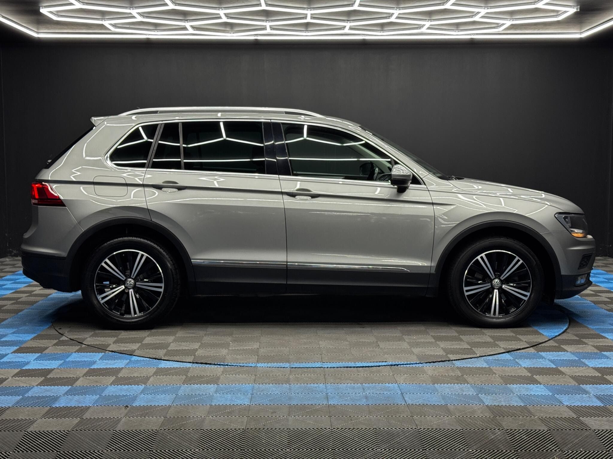 Volkswagen Tiguan 2.0 TDI SE Navigation Euro 6 (s/s) 5dr 5dr Manual 2026