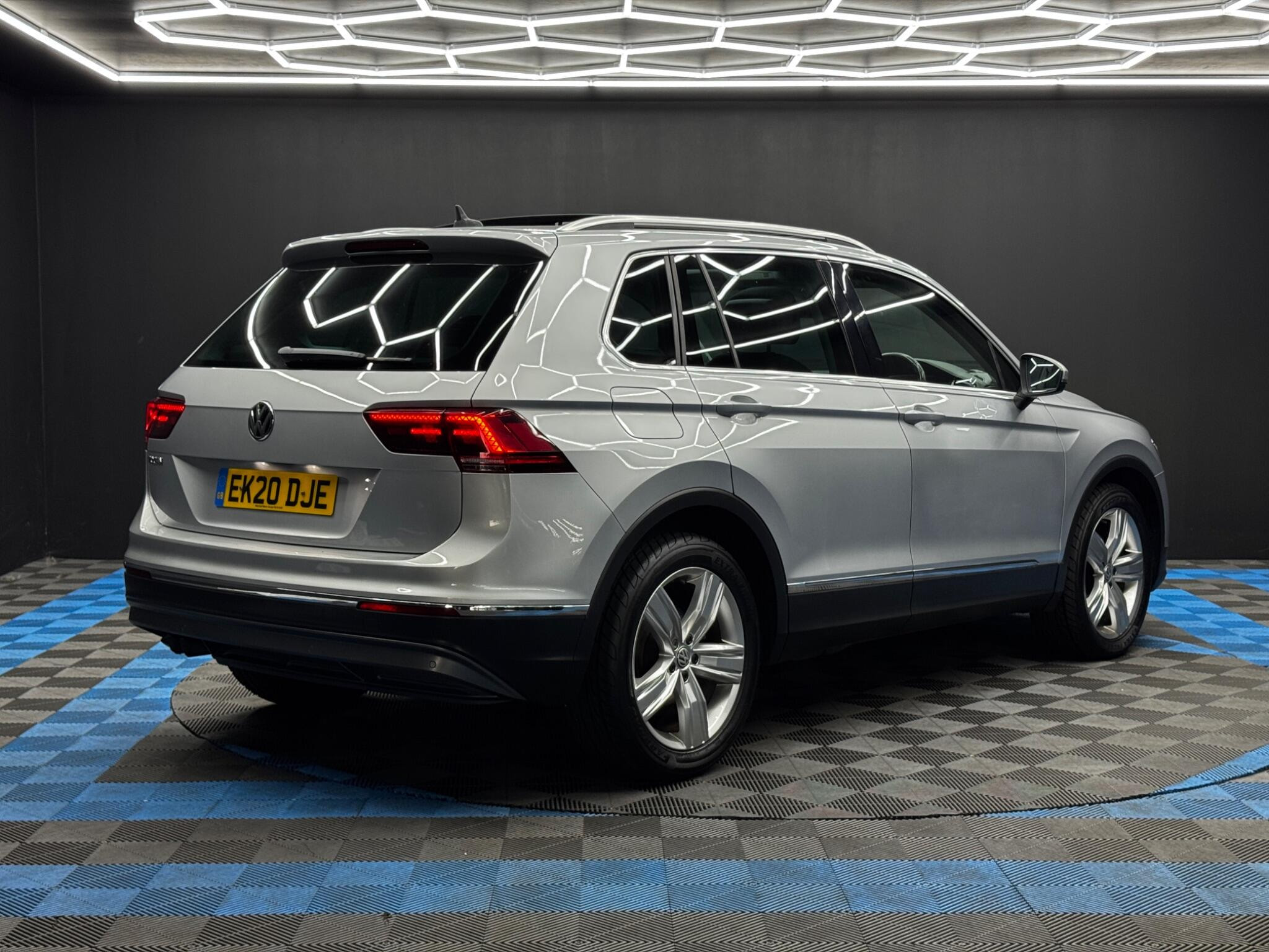 Volkswagen Tiguan 2.0 TDI SEL DSG Euro 6 (s/s) 5dr 5dr Automatic 2026