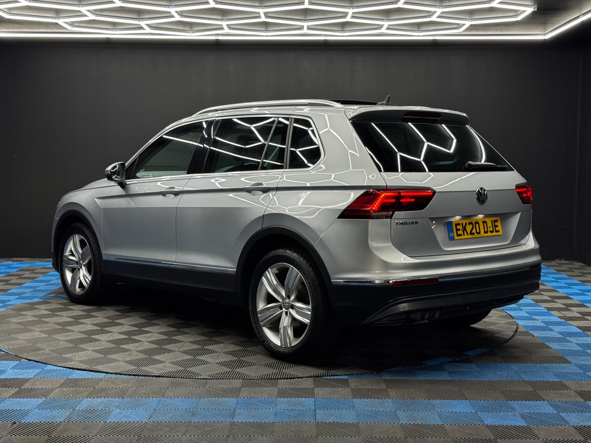 Volkswagen Tiguan 2.0 TDI SEL DSG Euro 6 (s/s) 5dr 5dr Automatic 2026