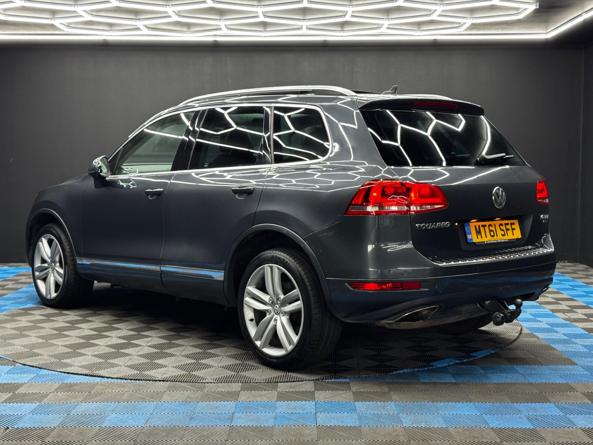 Volkswagen Touareg 3.0 TDI V6 BlueMotion Tech SE Tiptronic 4WD Euro 5 (s/s) 5dr 5dr Automatic 2026
