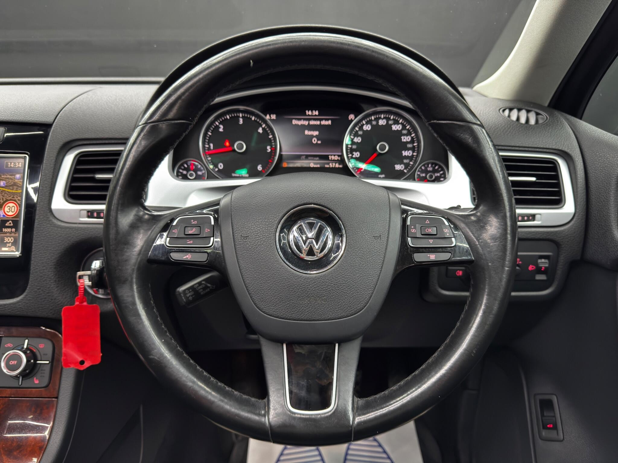 Volkswagen Touareg 3.0 TDI V6 BlueMotion Tech SE Tiptronic 4WD Euro 5 (s/s) 5dr 5dr Automatic 2026